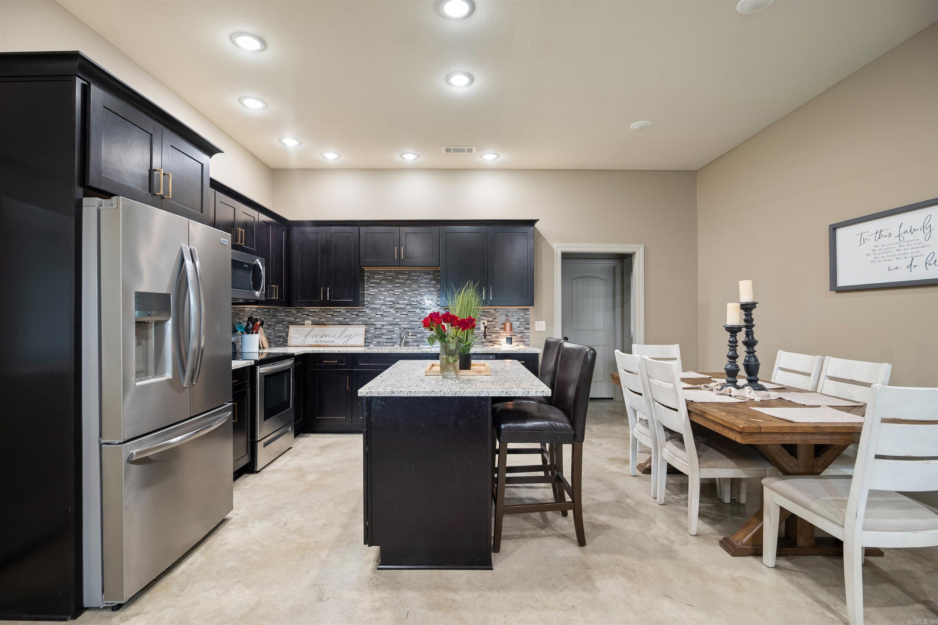 305 Hollis  Bono, AR