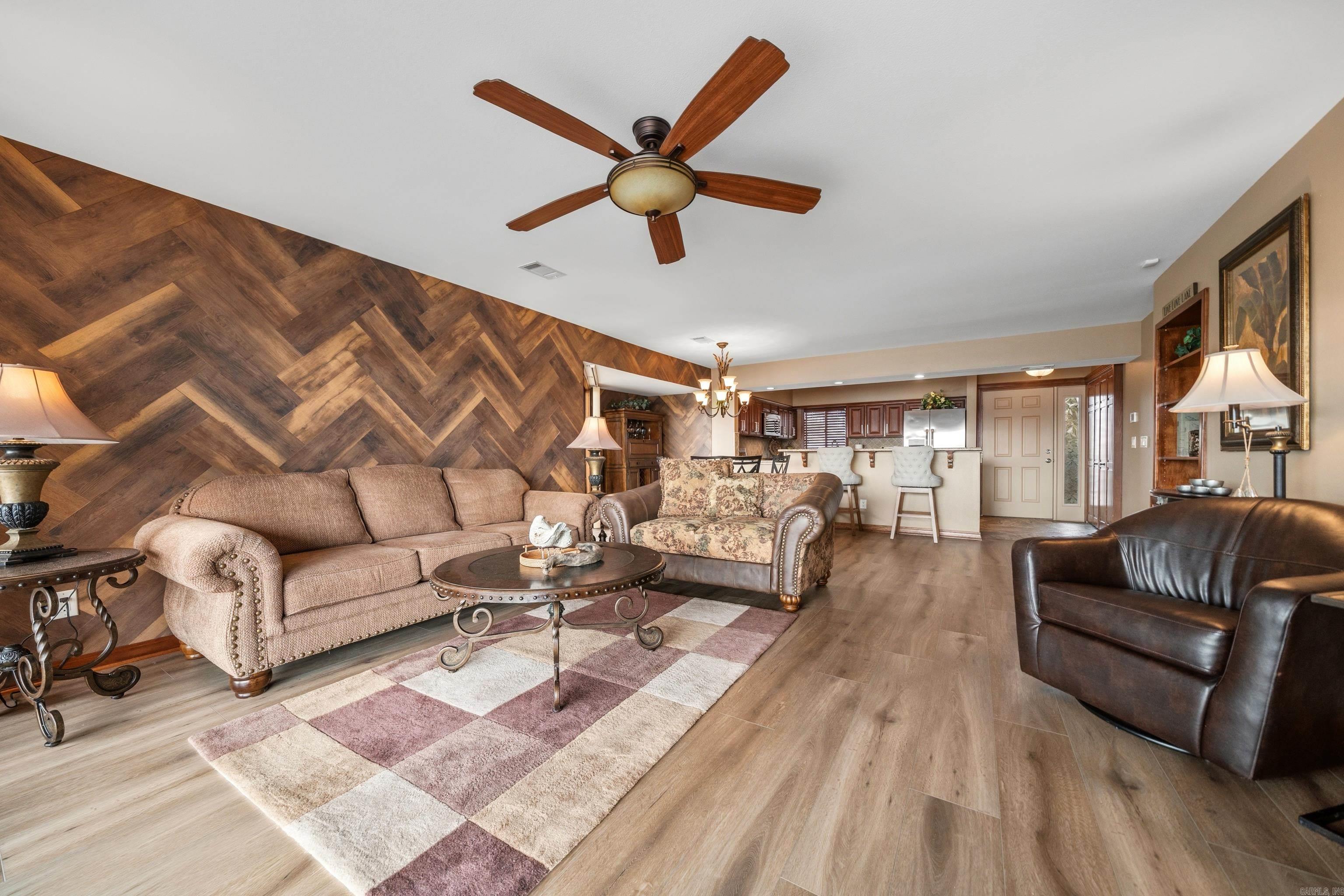 200 Pretti Pt  Hot Springs, AR