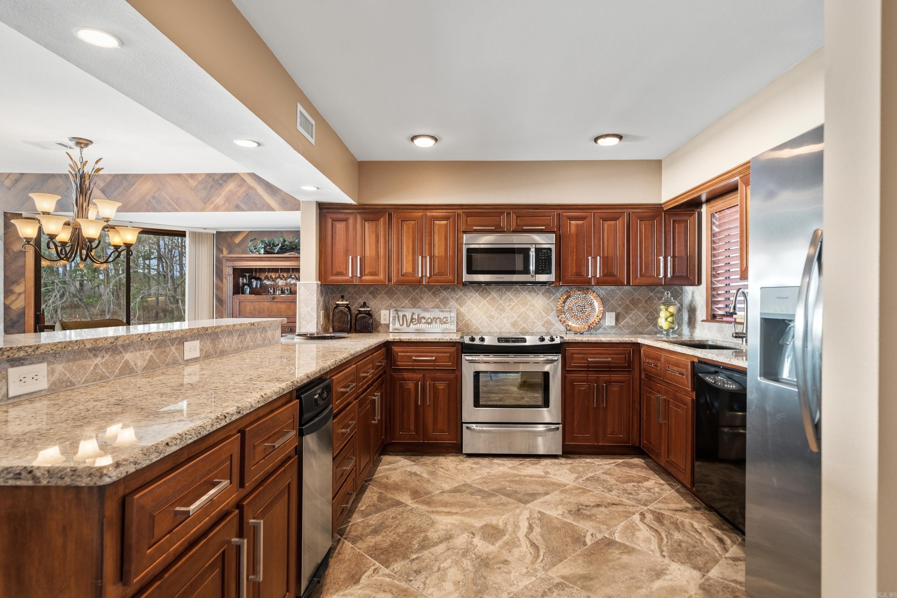 200 Pretti Pt  Hot Springs, AR