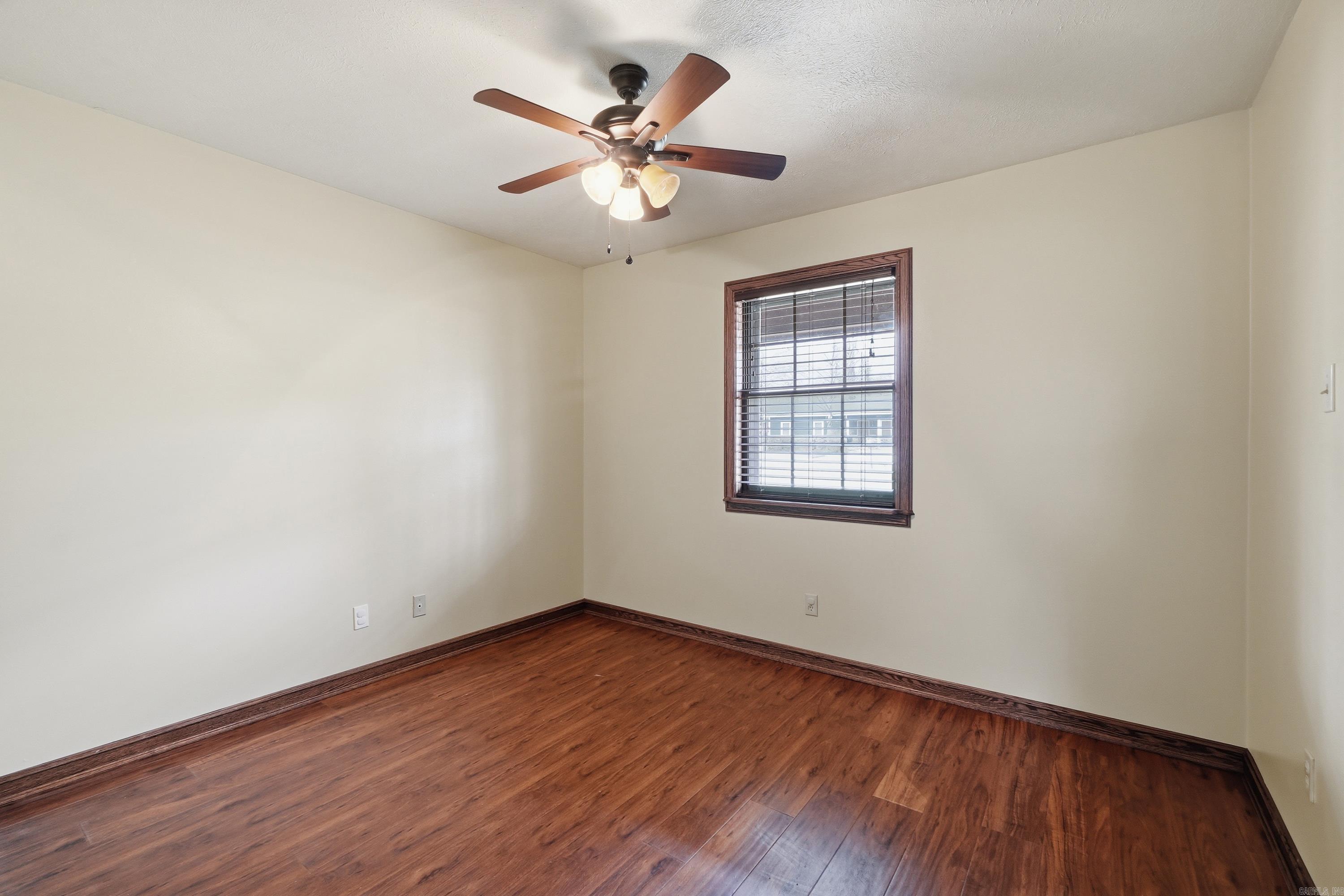 7 Douglas  Greenbrier, AR