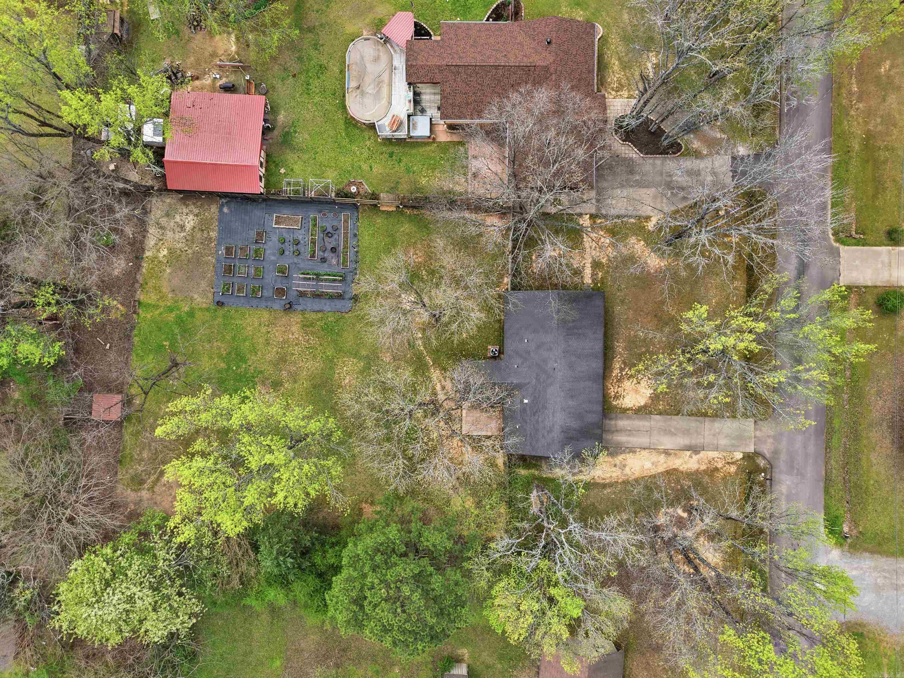 7 Douglas  Greenbrier, AR