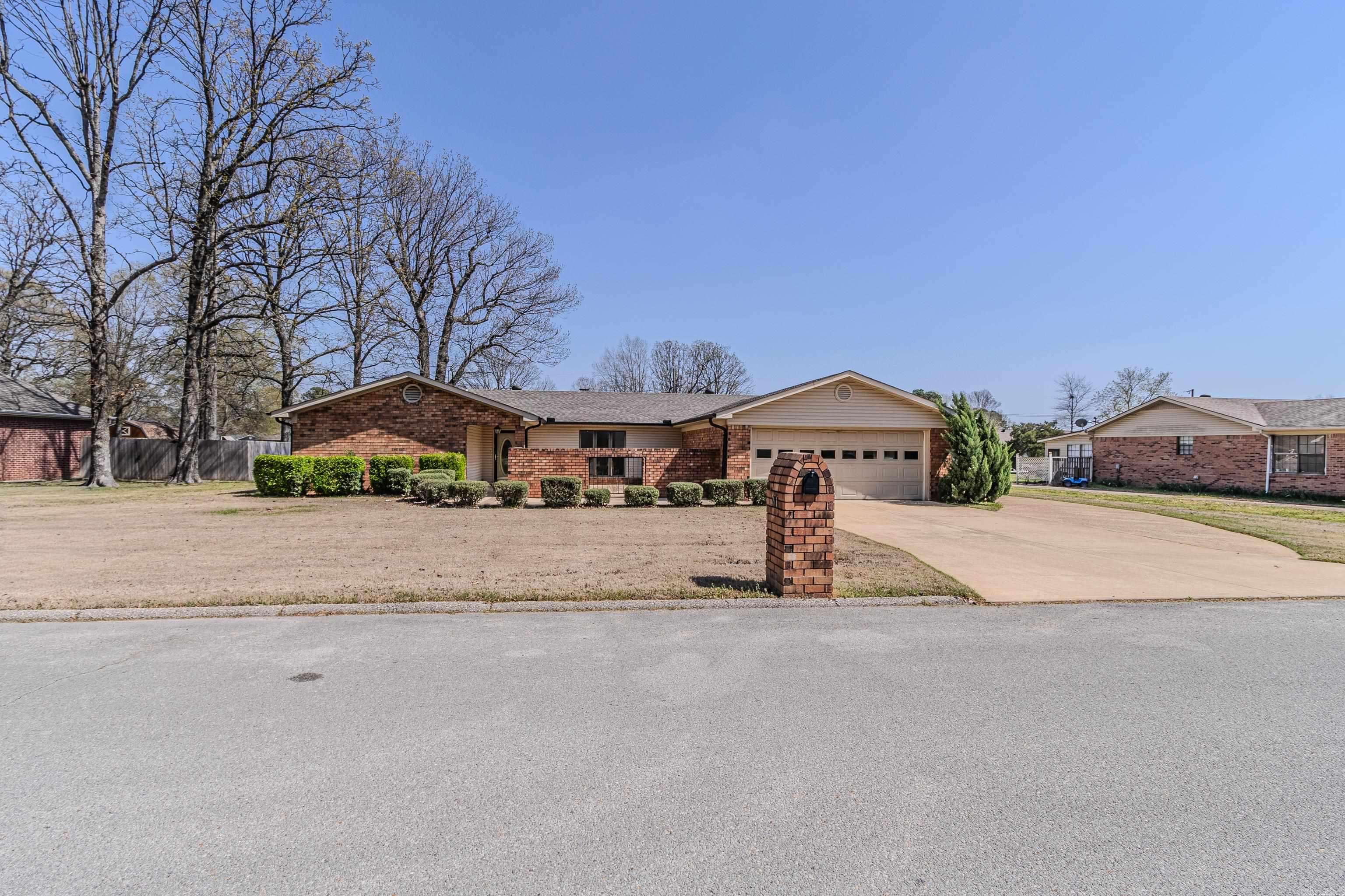601 Rosewood Drive  Paragould, AR