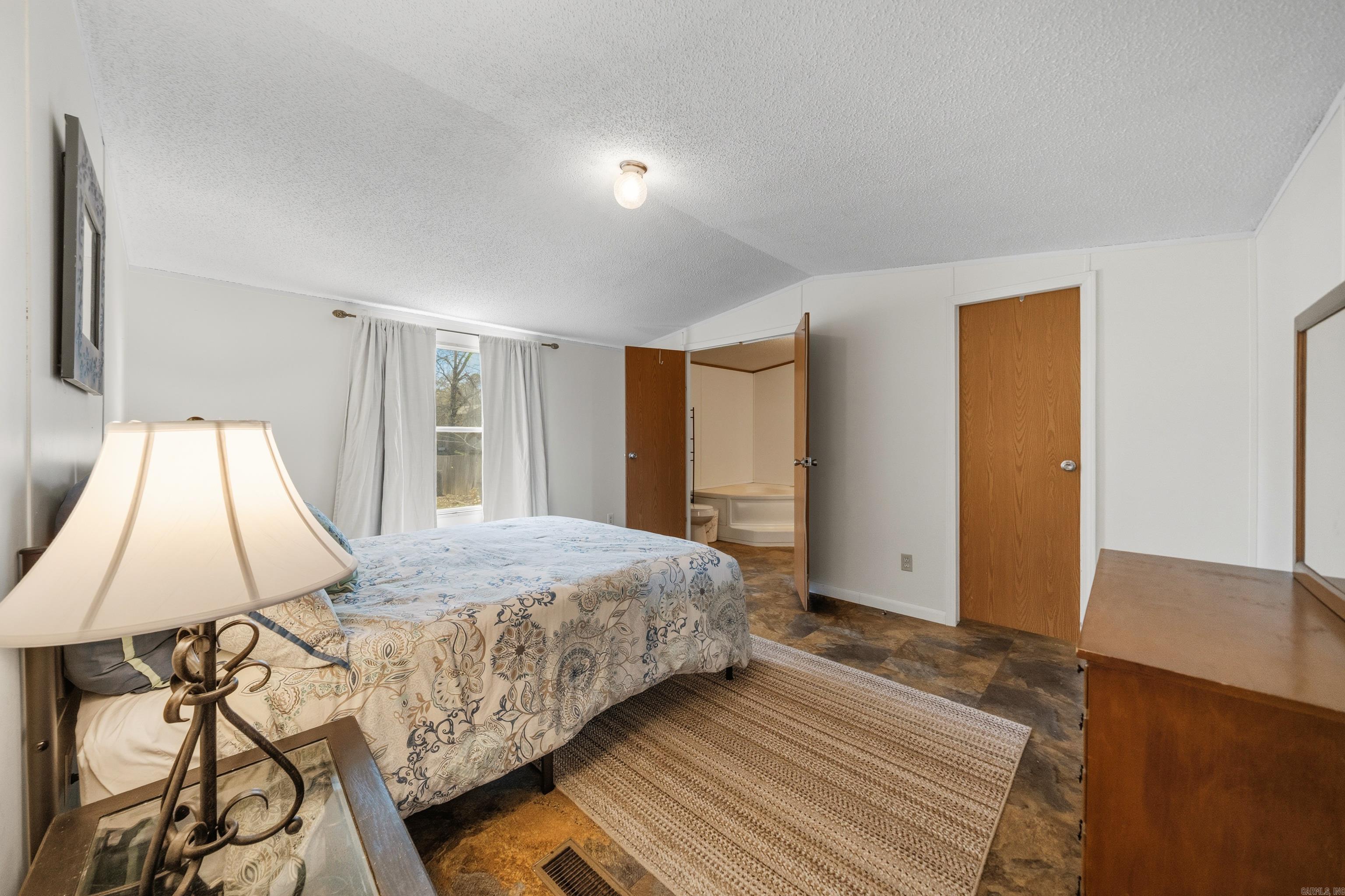 168 Lakeaire  Hot Springs, AR