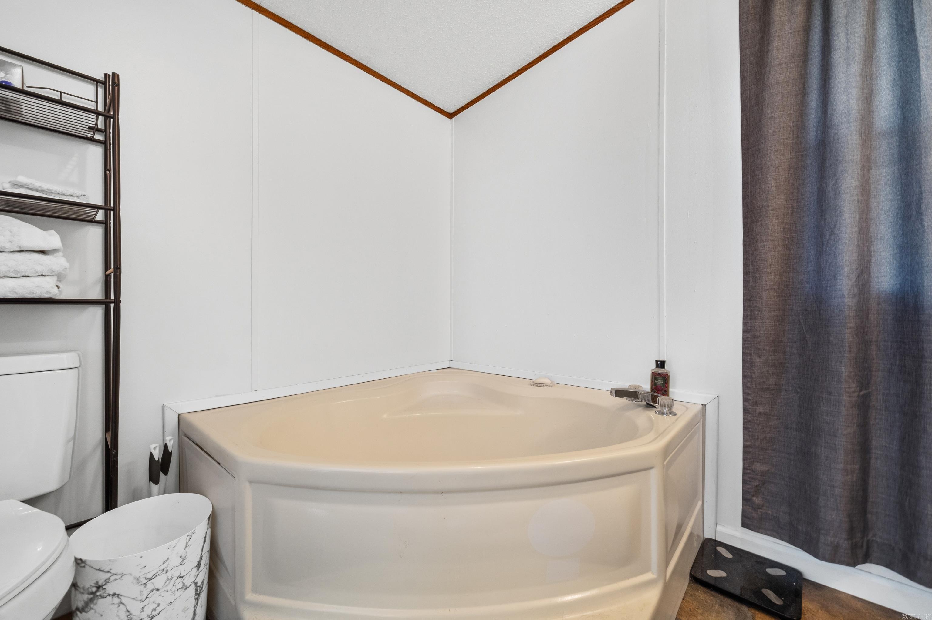 168 Lakeaire  Hot Springs, AR