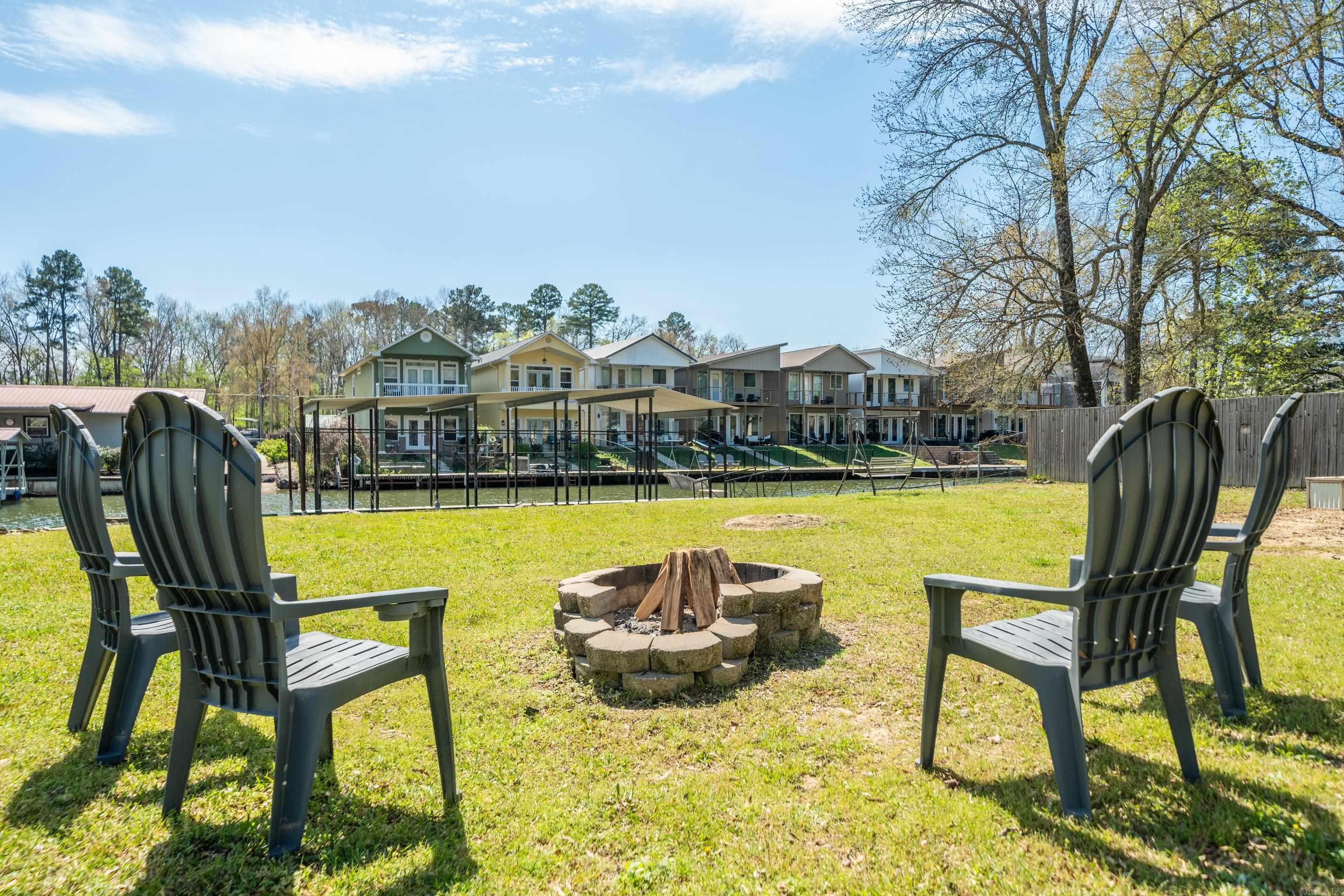 168 Lakeaire  Hot Springs, AR