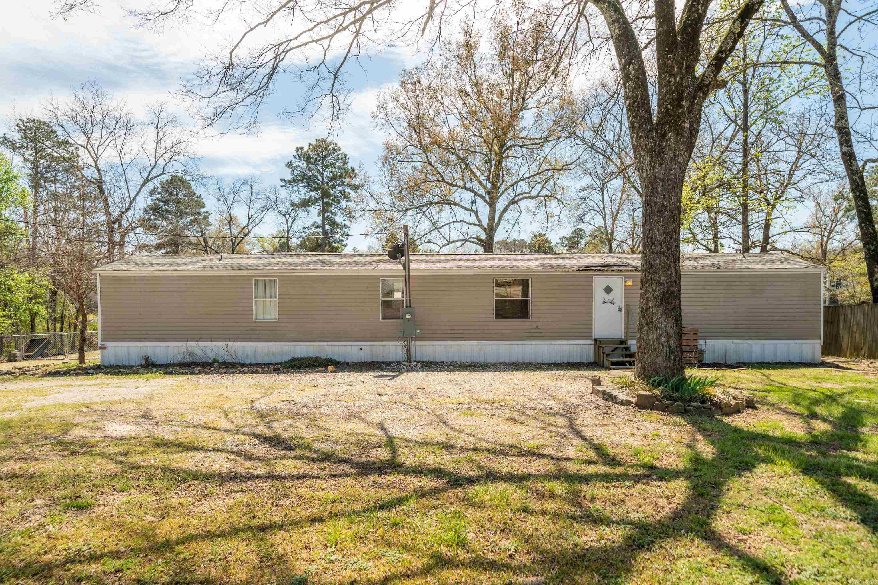 168 Lakeaire  Hot Springs, AR