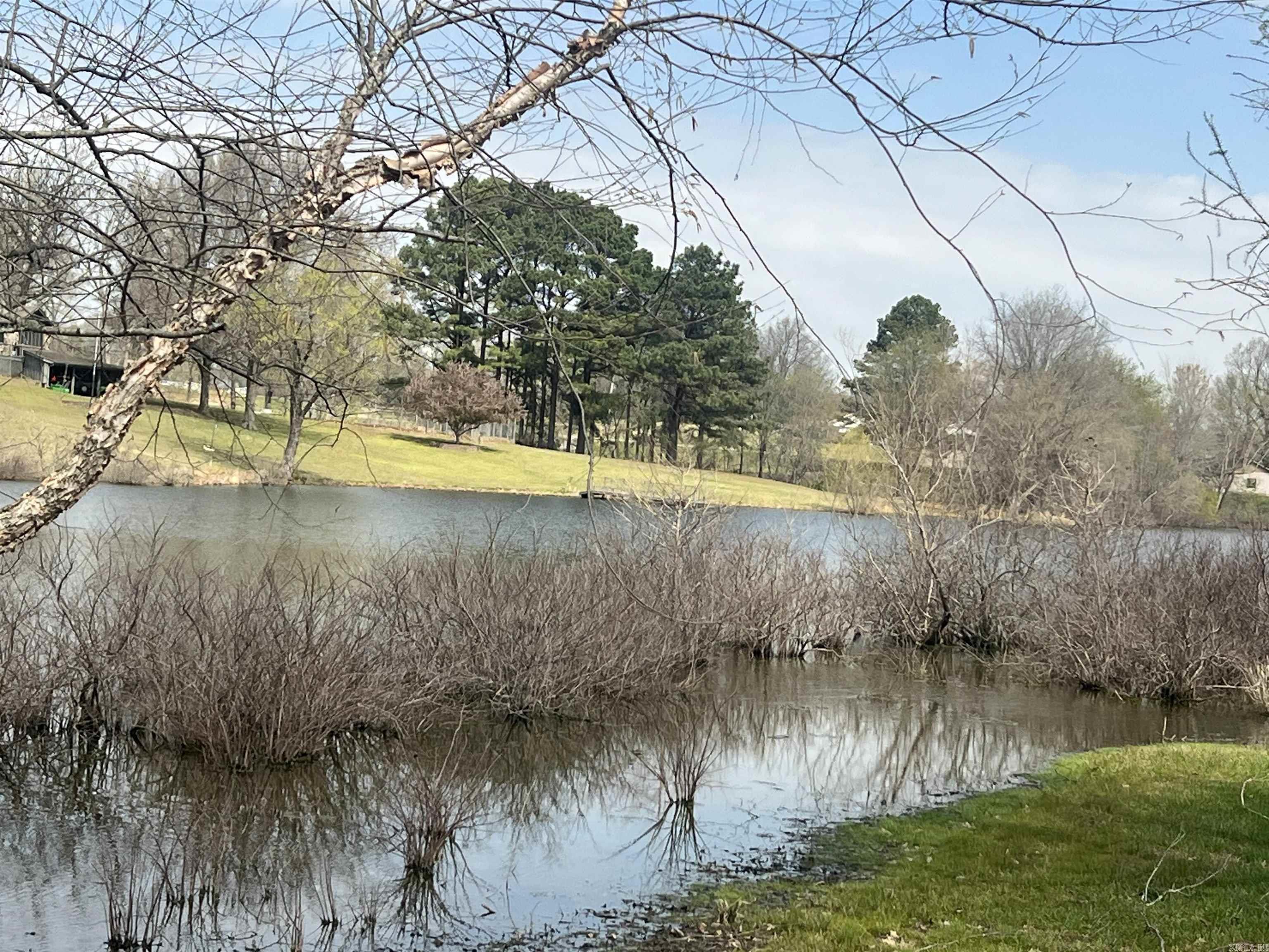 2011 S Lakewood  Piggott, AR