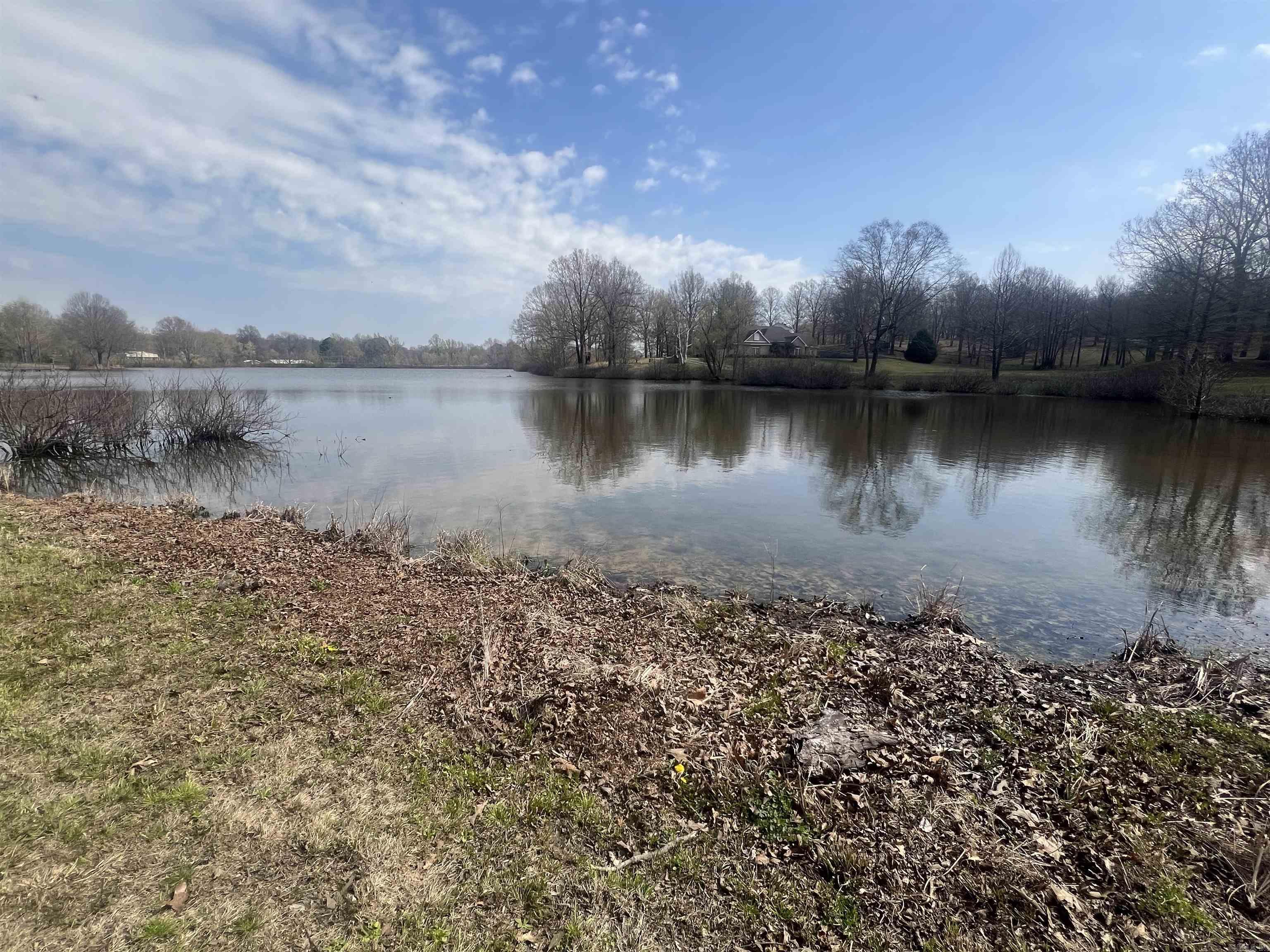 2011 S Lakewood  Piggott, AR