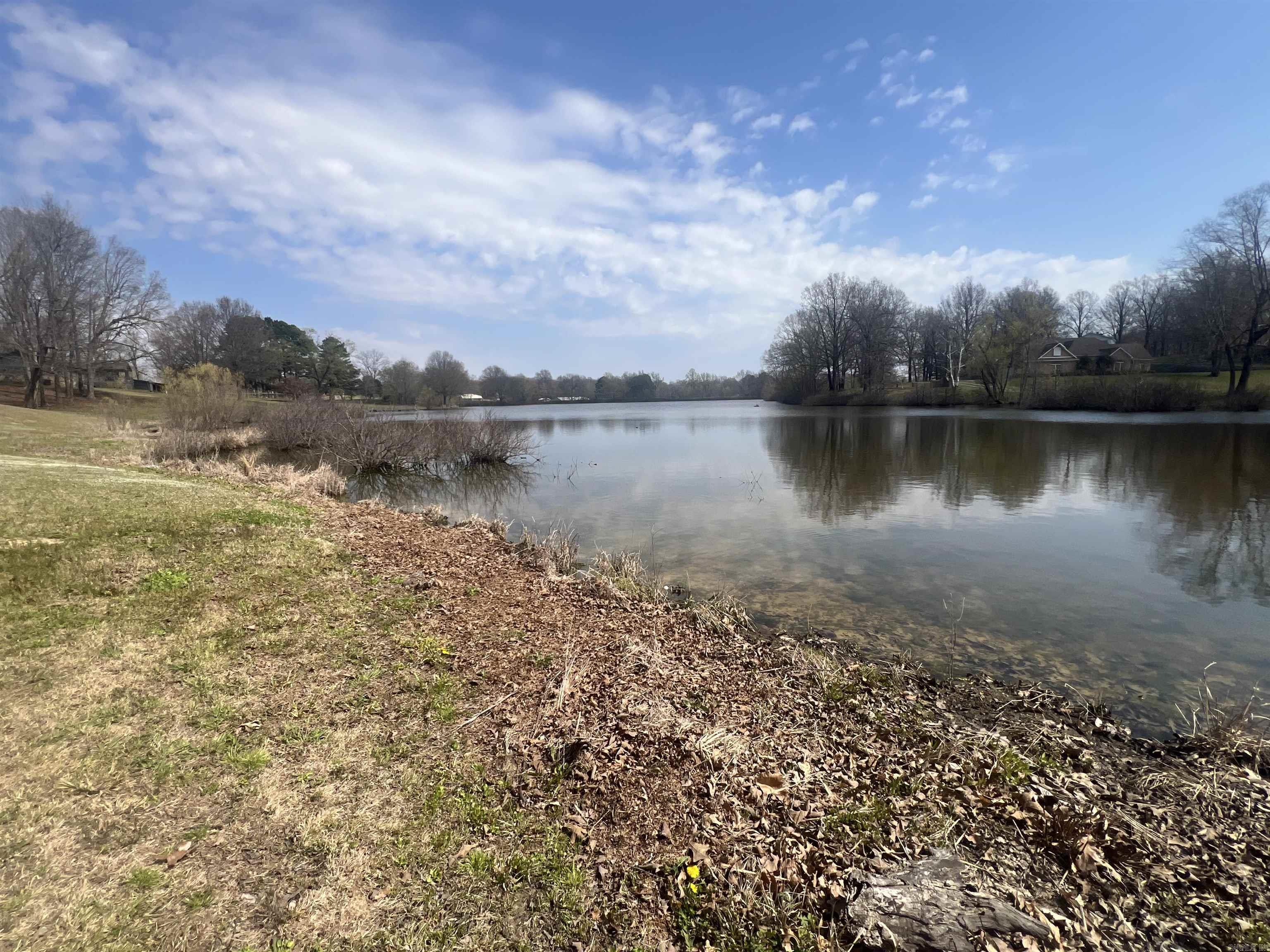 2011 S Lakewood  Piggott, AR