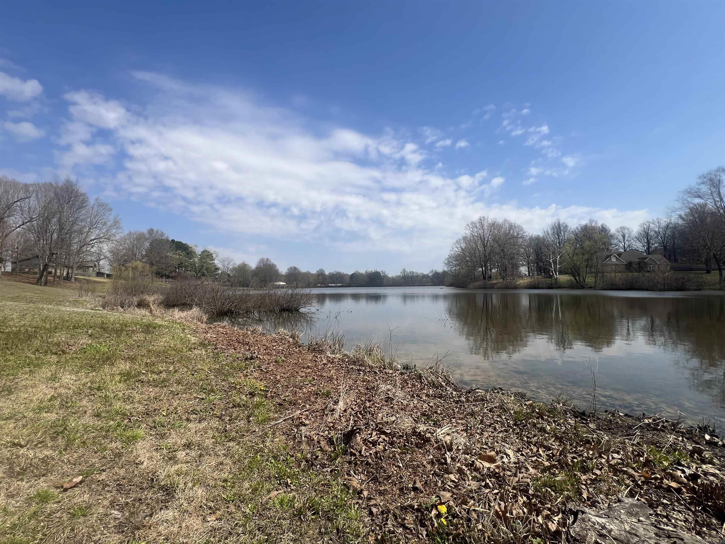 2011 S Lakewood  Piggott, AR