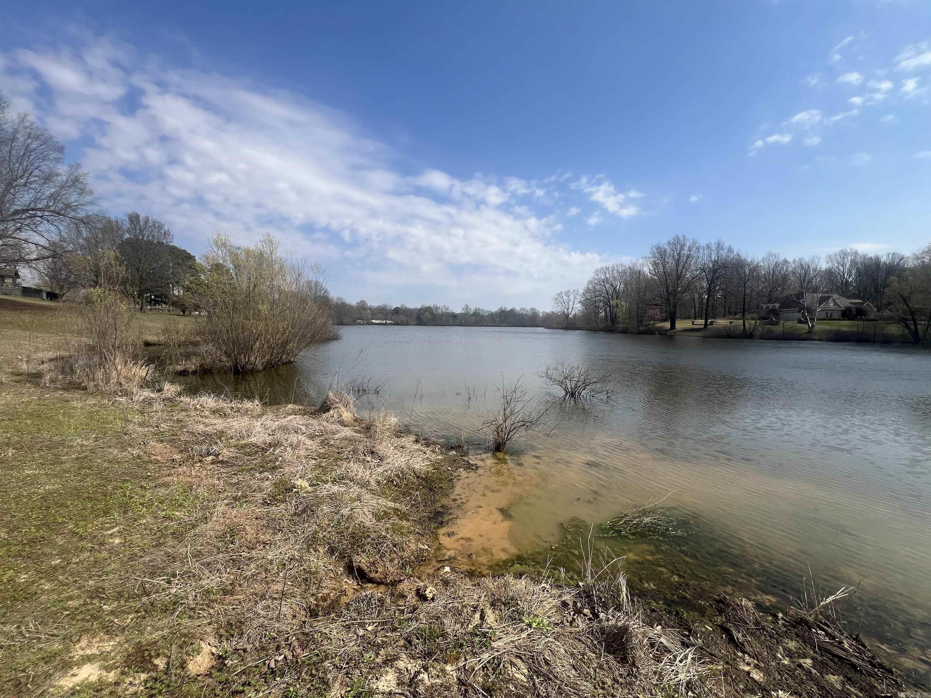 2011 S Lakewood  Piggott, AR