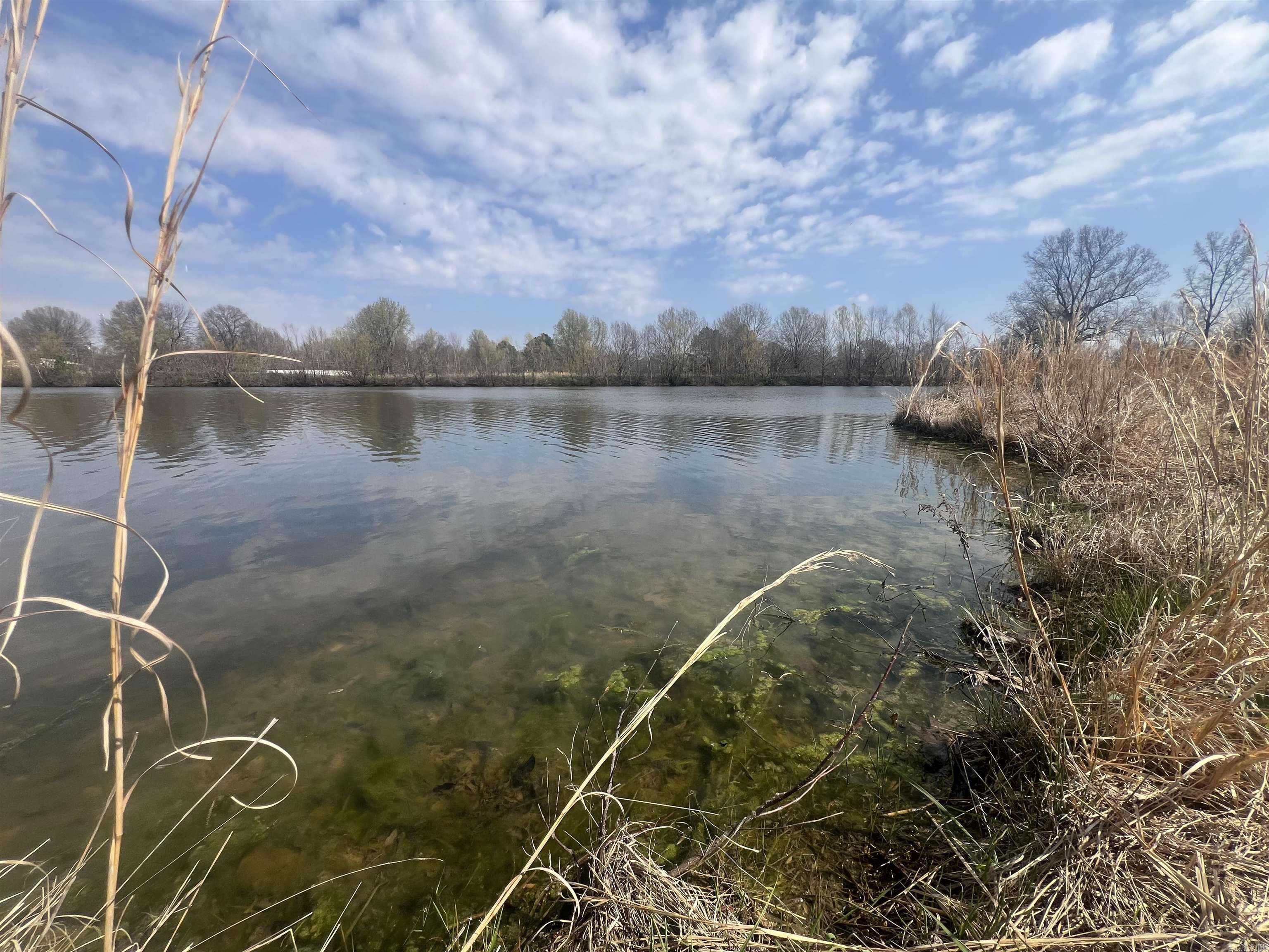 2011 S Lakewood  Piggott, AR