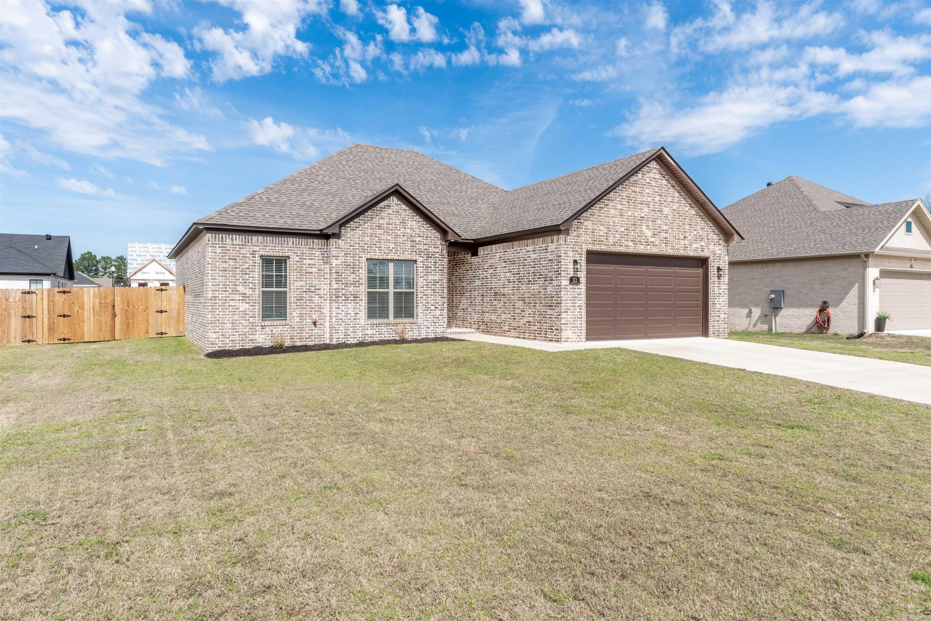 23 Dandelion Dr.  Greenbrier, AR