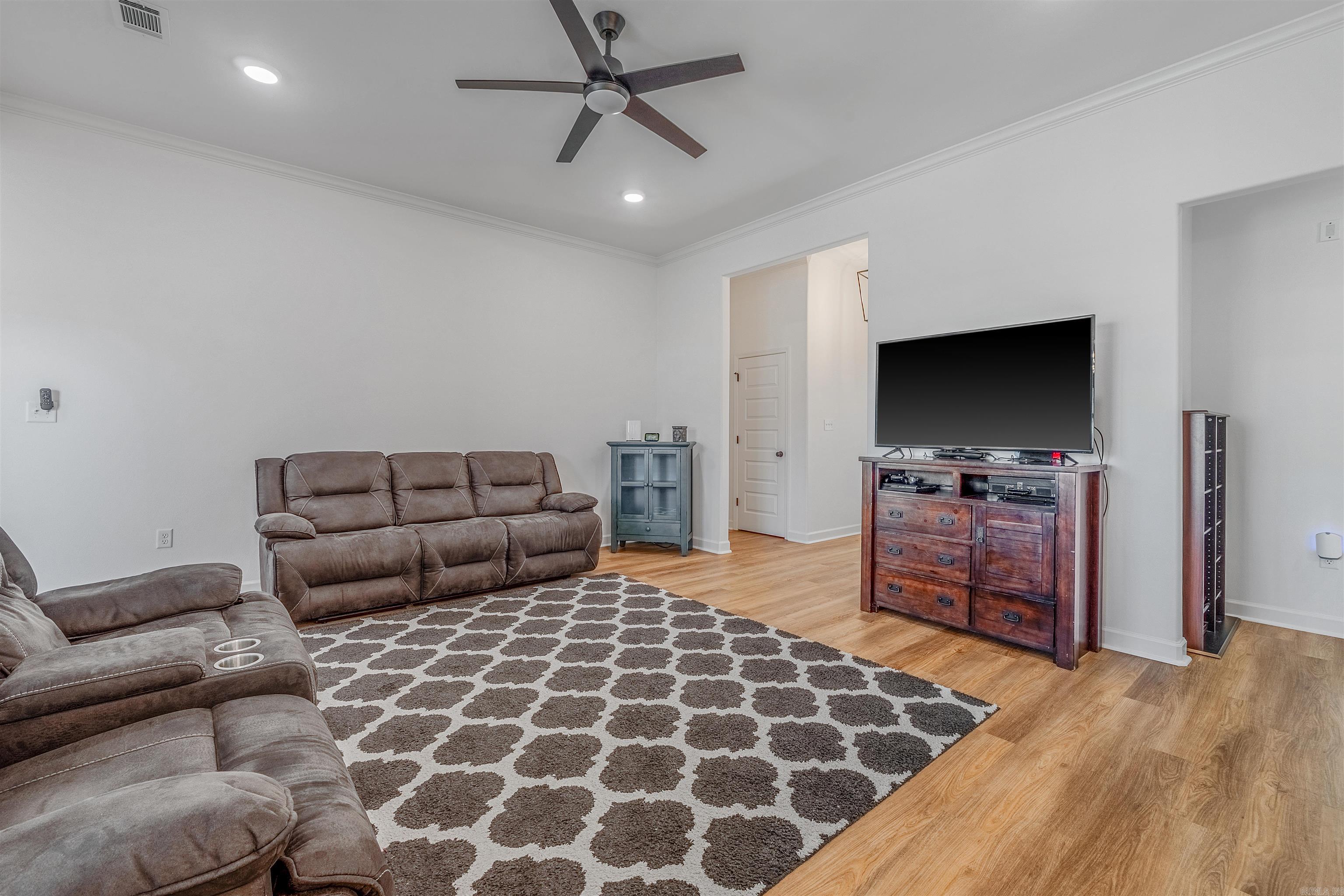 23 Dandelion Dr.  Greenbrier, AR