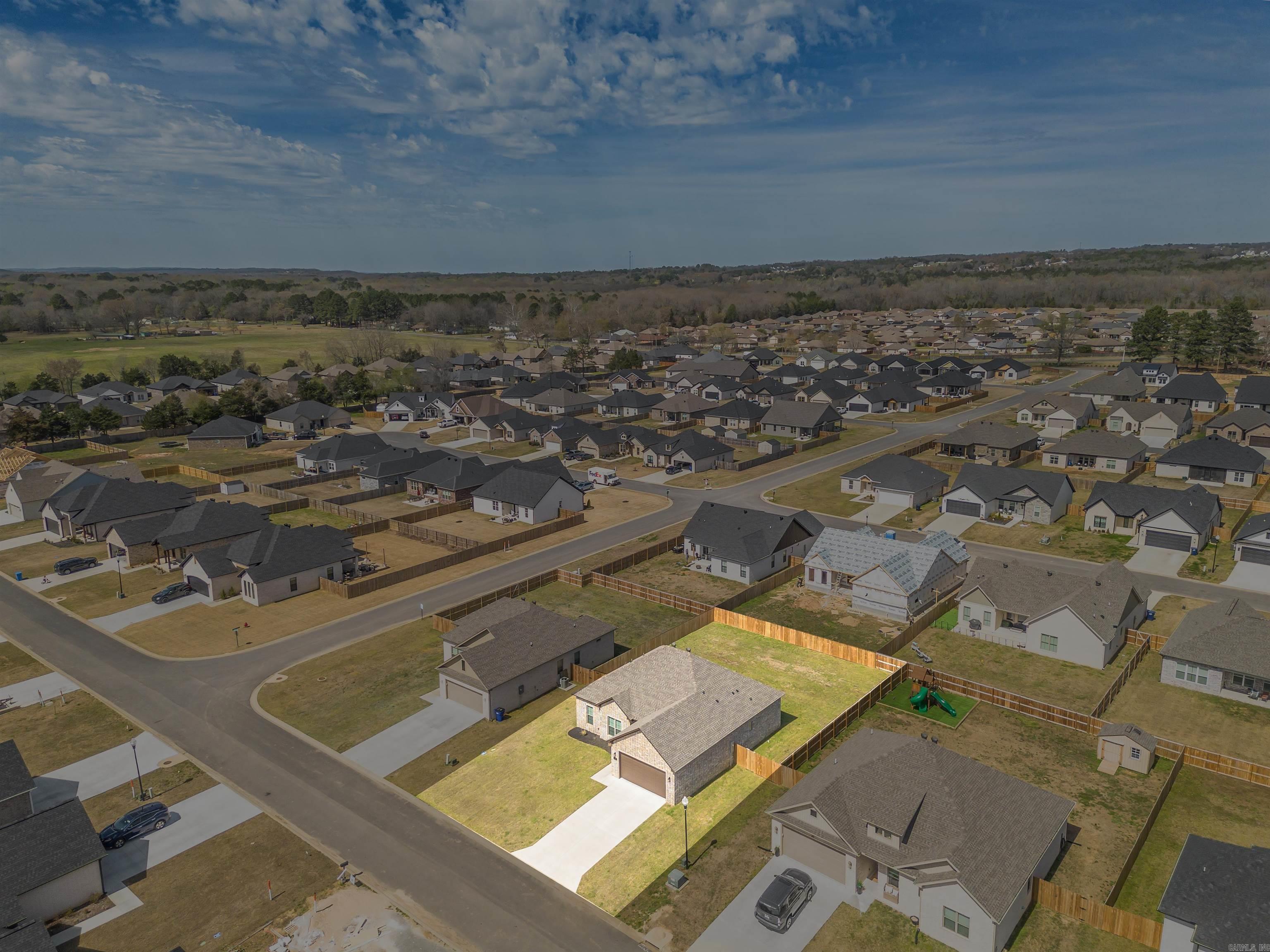 23 Dandelion Dr.  Greenbrier, AR