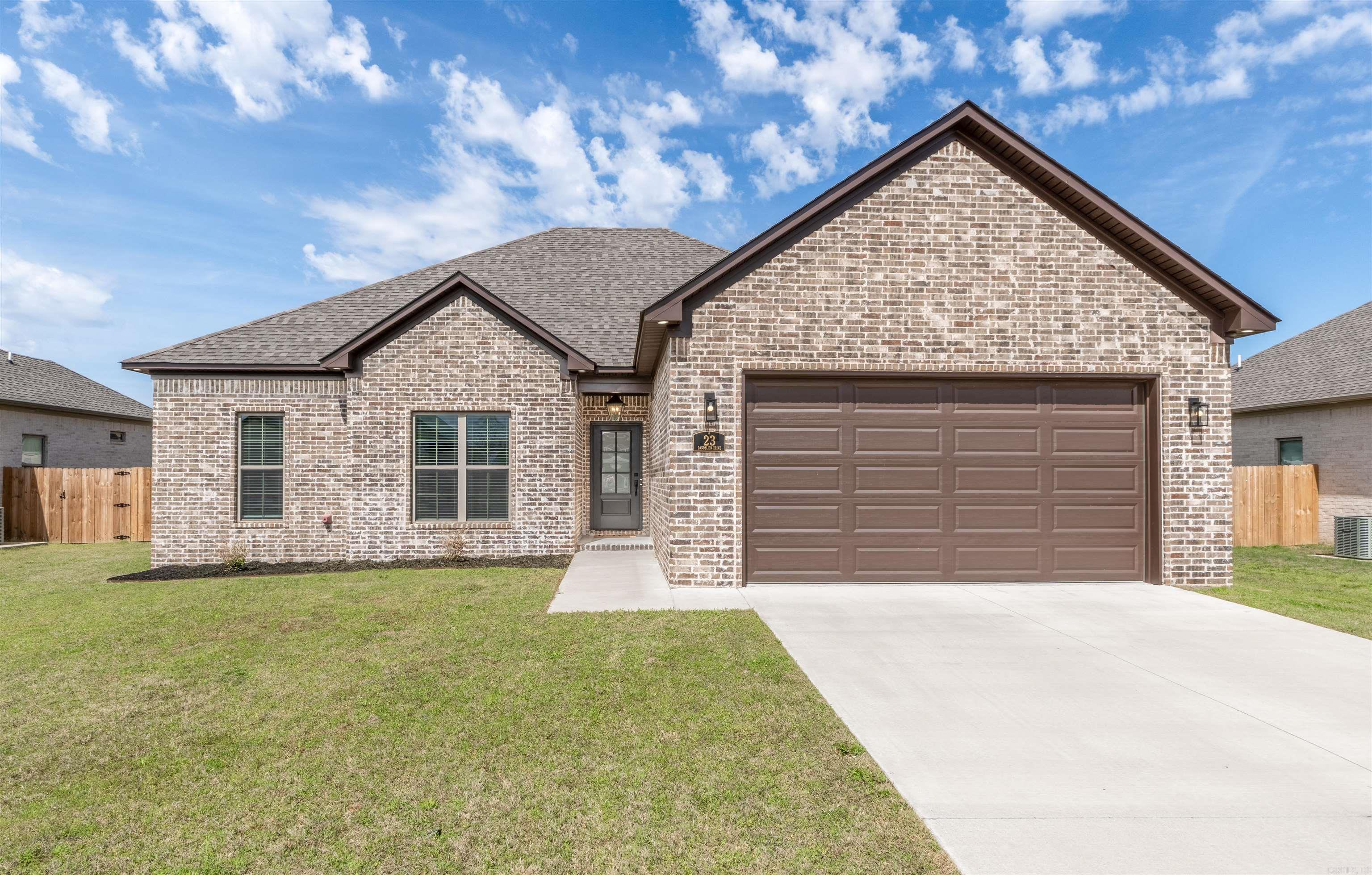 23 Dandelion Dr.  Greenbrier, AR