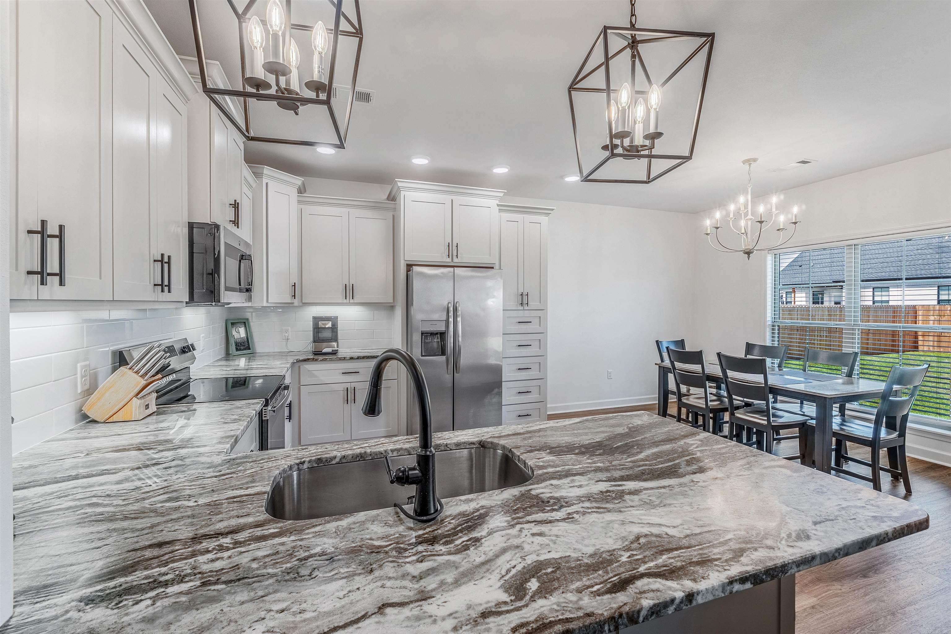 23 Dandelion Dr.  Greenbrier, AR