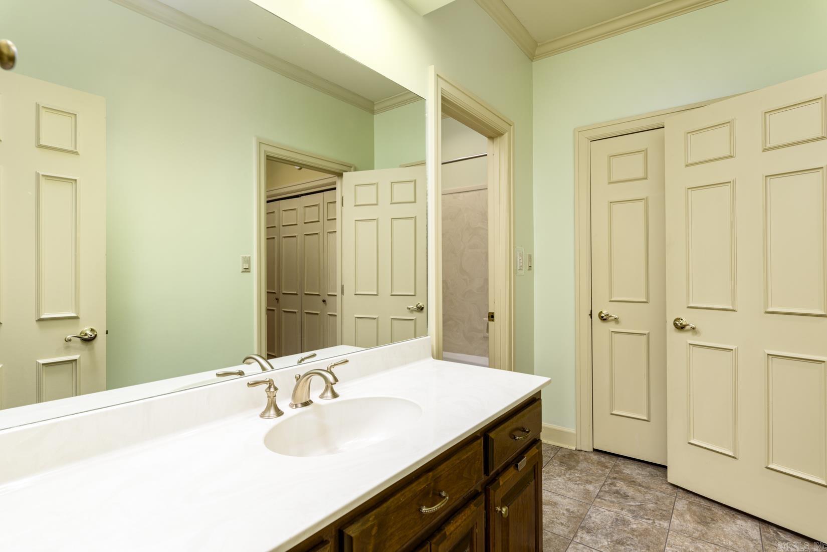 12400 Hunters Glen #8  Little Rock, AR