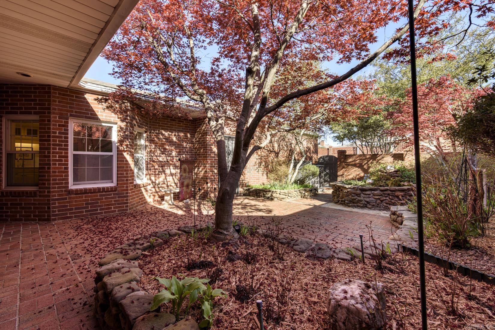 12400 Hunters Glen #8  Little Rock, AR