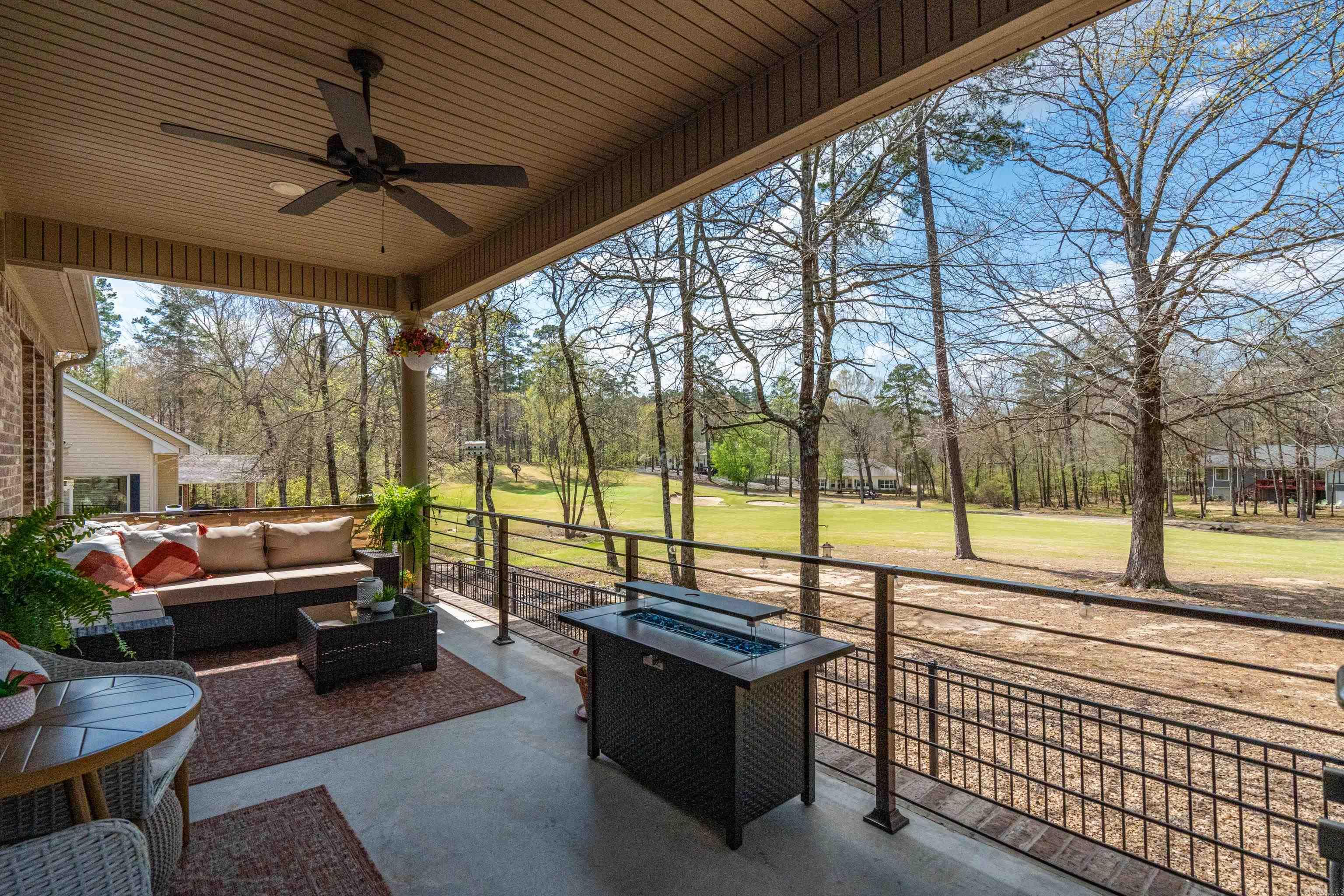 115 Cifuentes  Hot Springs Village, AR
