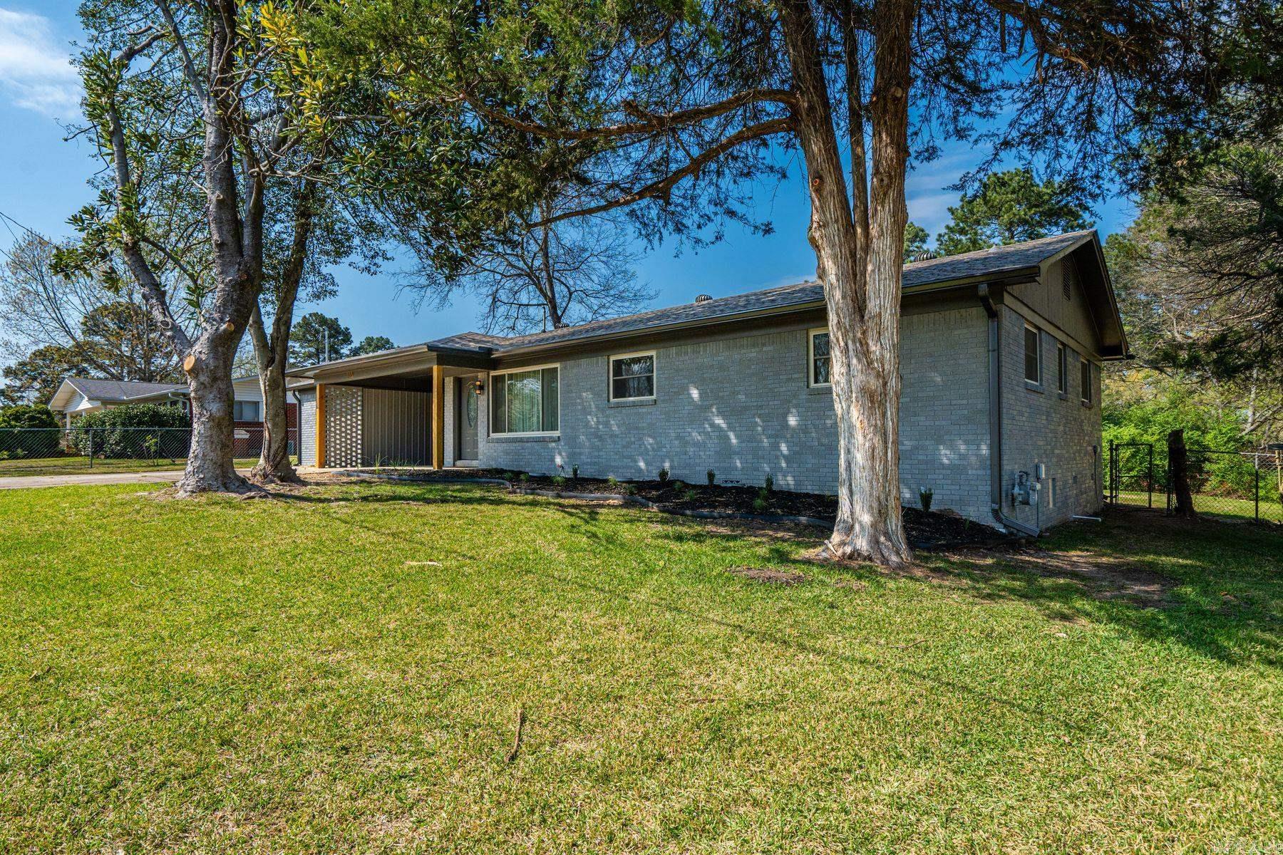 110 Briarcroft Drive  Hot Springs, AR