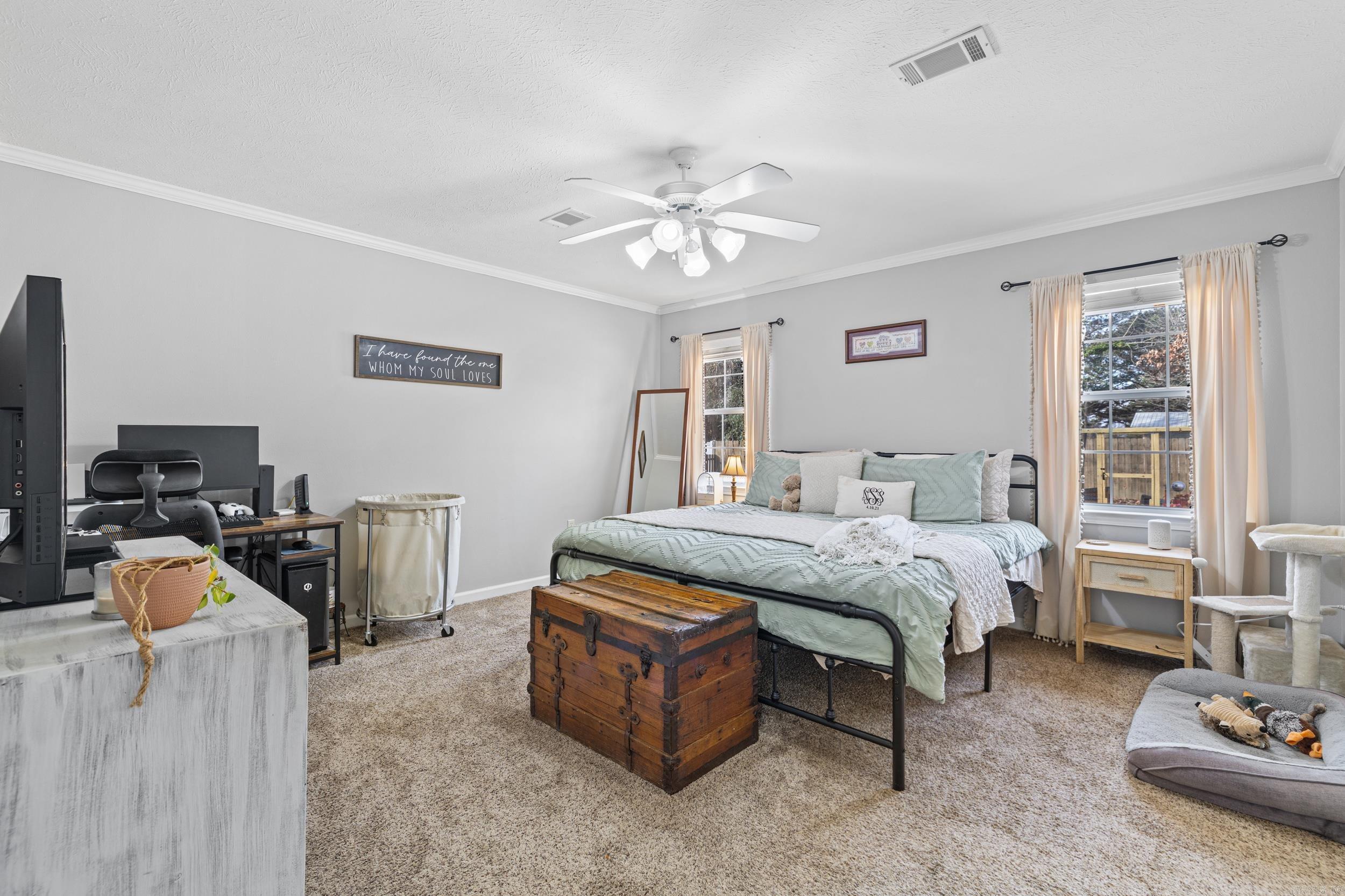 1600 Ridgefield Dr  Heber Springs, AR