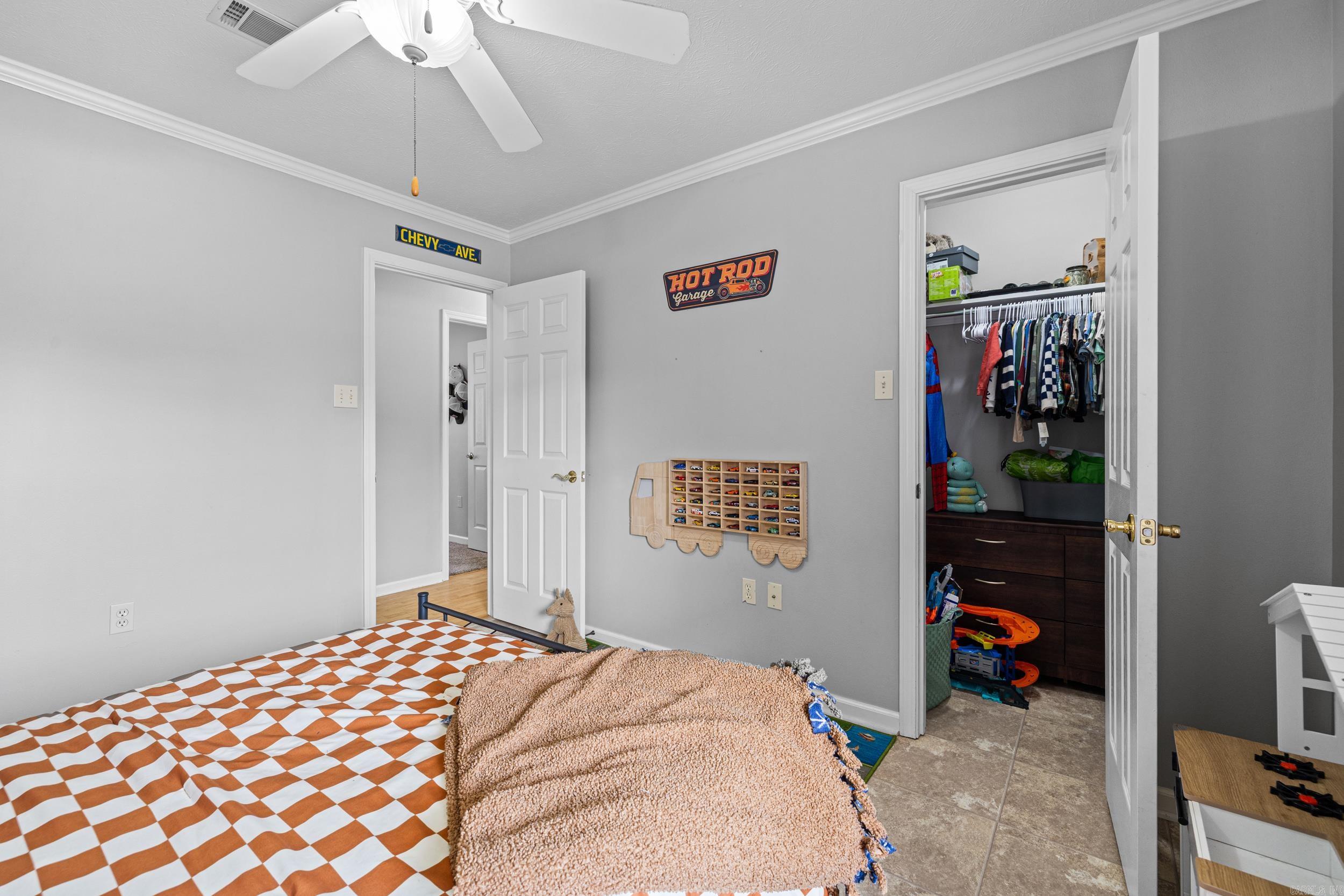 1600 Ridgefield Dr  Heber Springs, AR