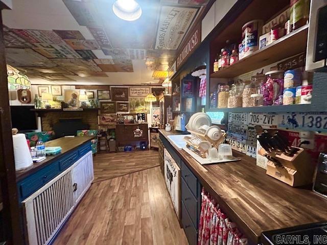 378 Cemetery  Mountain View, AR