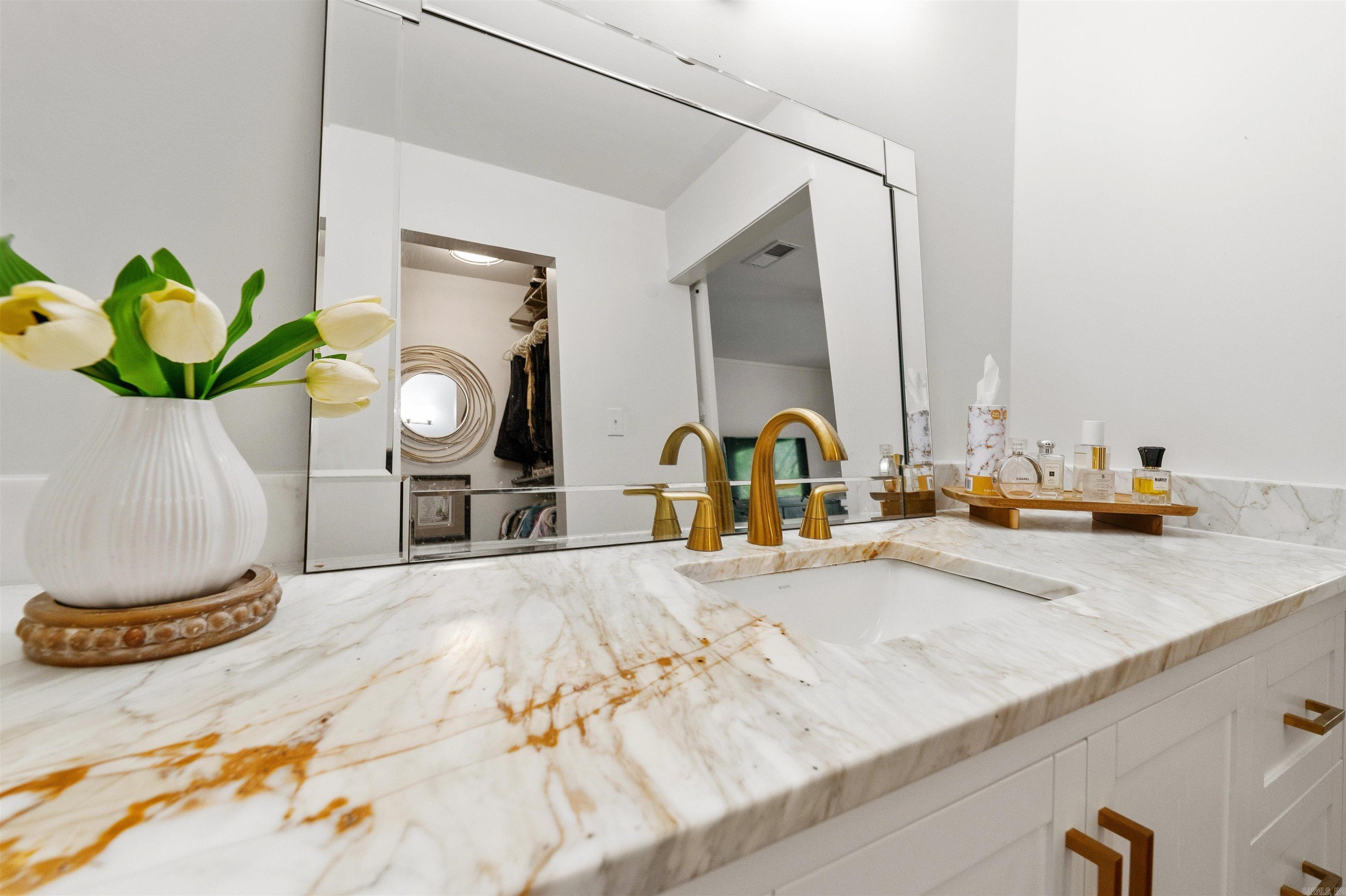 2510 Riverfront #2  Little Rock, AR