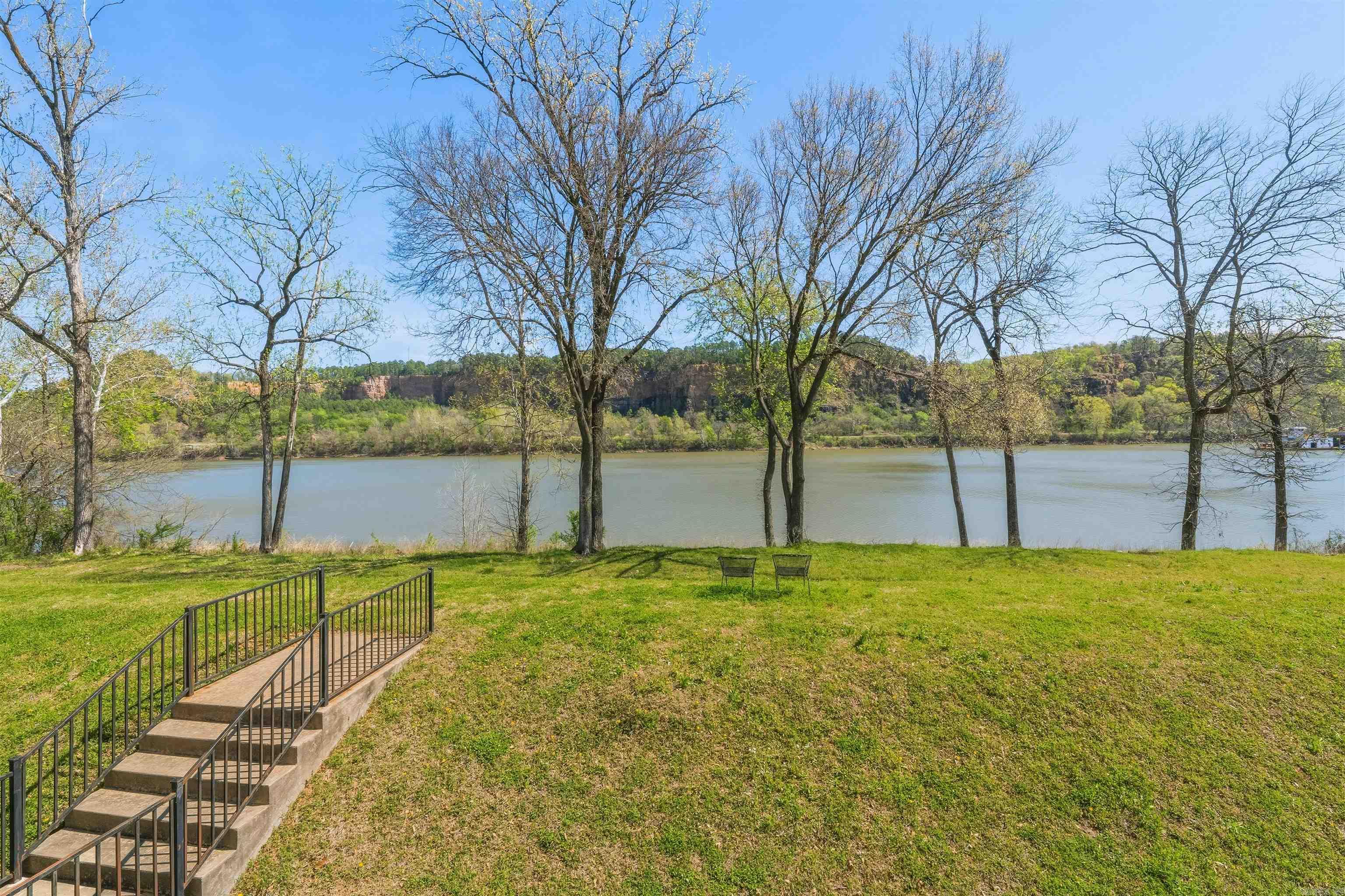 2510 Riverfront #2  Little Rock, AR