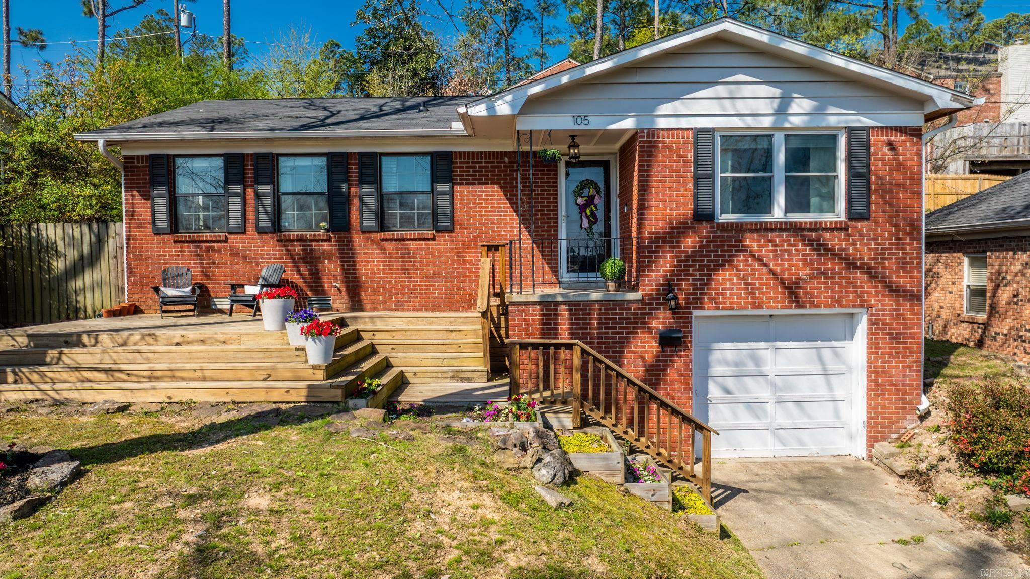 105 White Oak Ln  Little Rock, AR