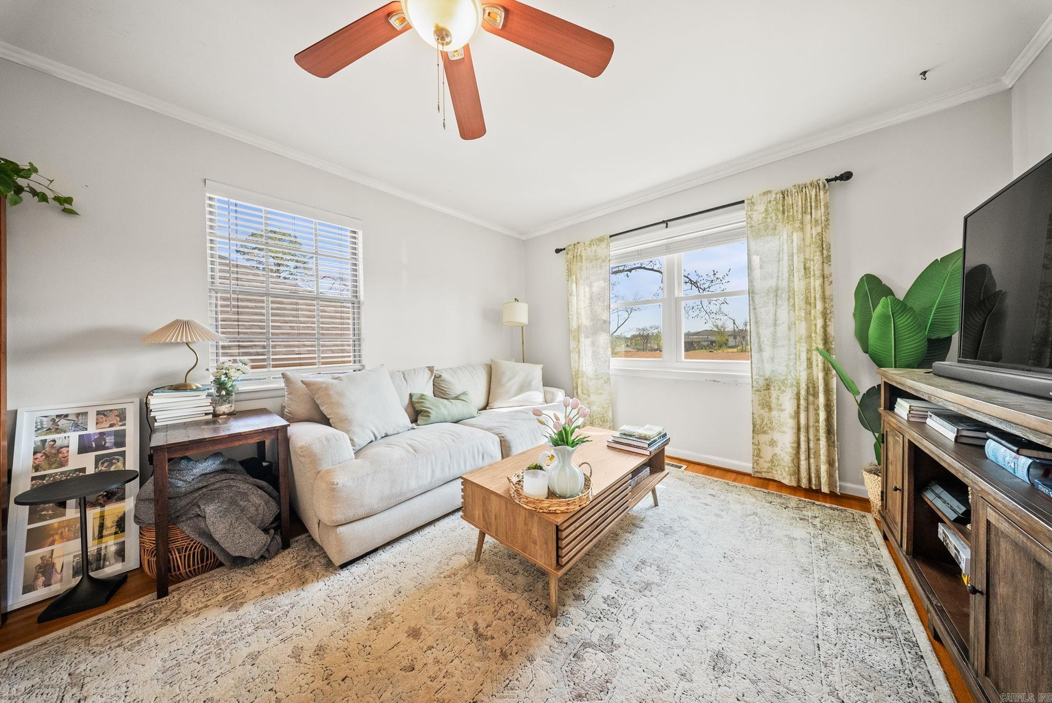 105 White Oak Ln  Little Rock, AR