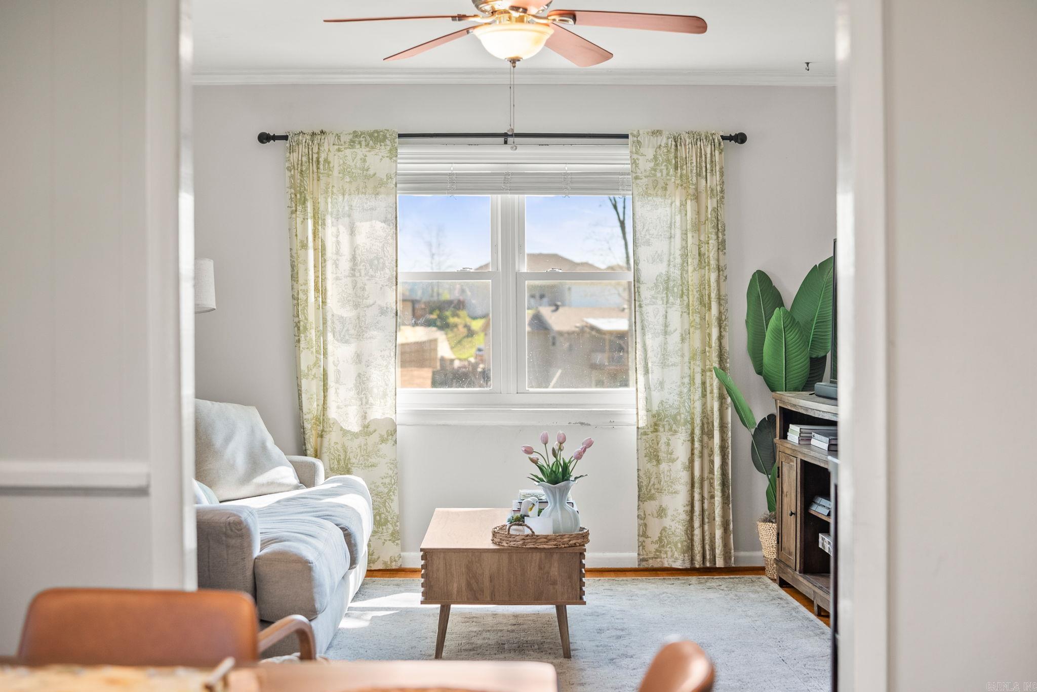 105 White Oak Ln  Little Rock, AR