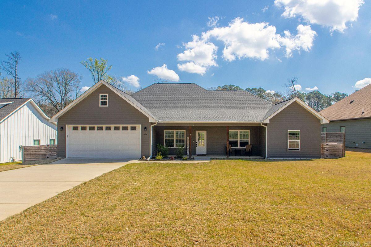 624 Hiram  Bauxite, AR