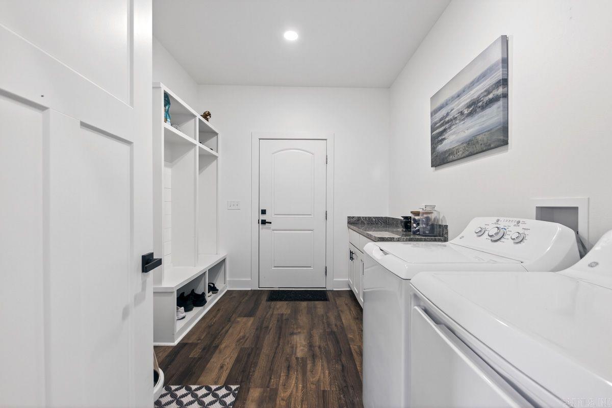 624 Hiram  Bauxite, AR