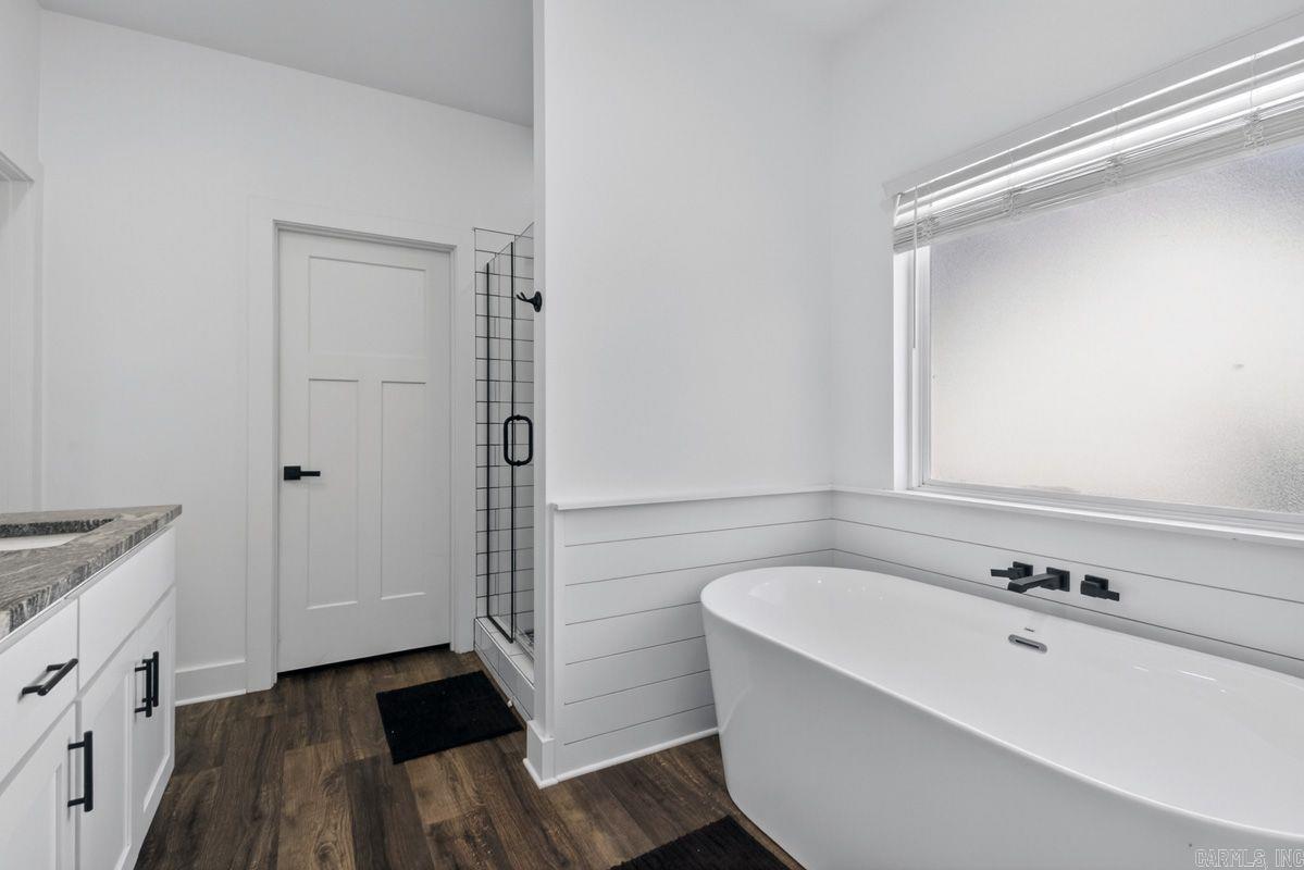 624 Hiram  Bauxite, AR