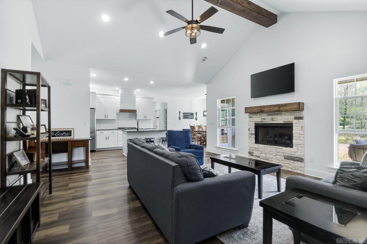 624 Hiram  Bauxite, AR