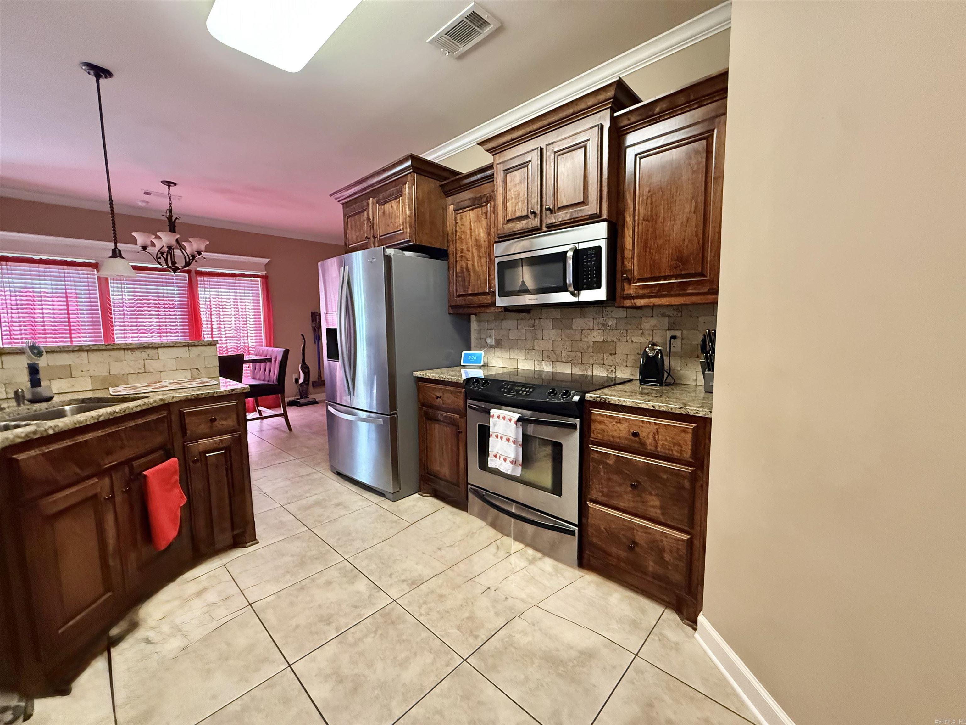 2812 Lynne  Bryant, AR