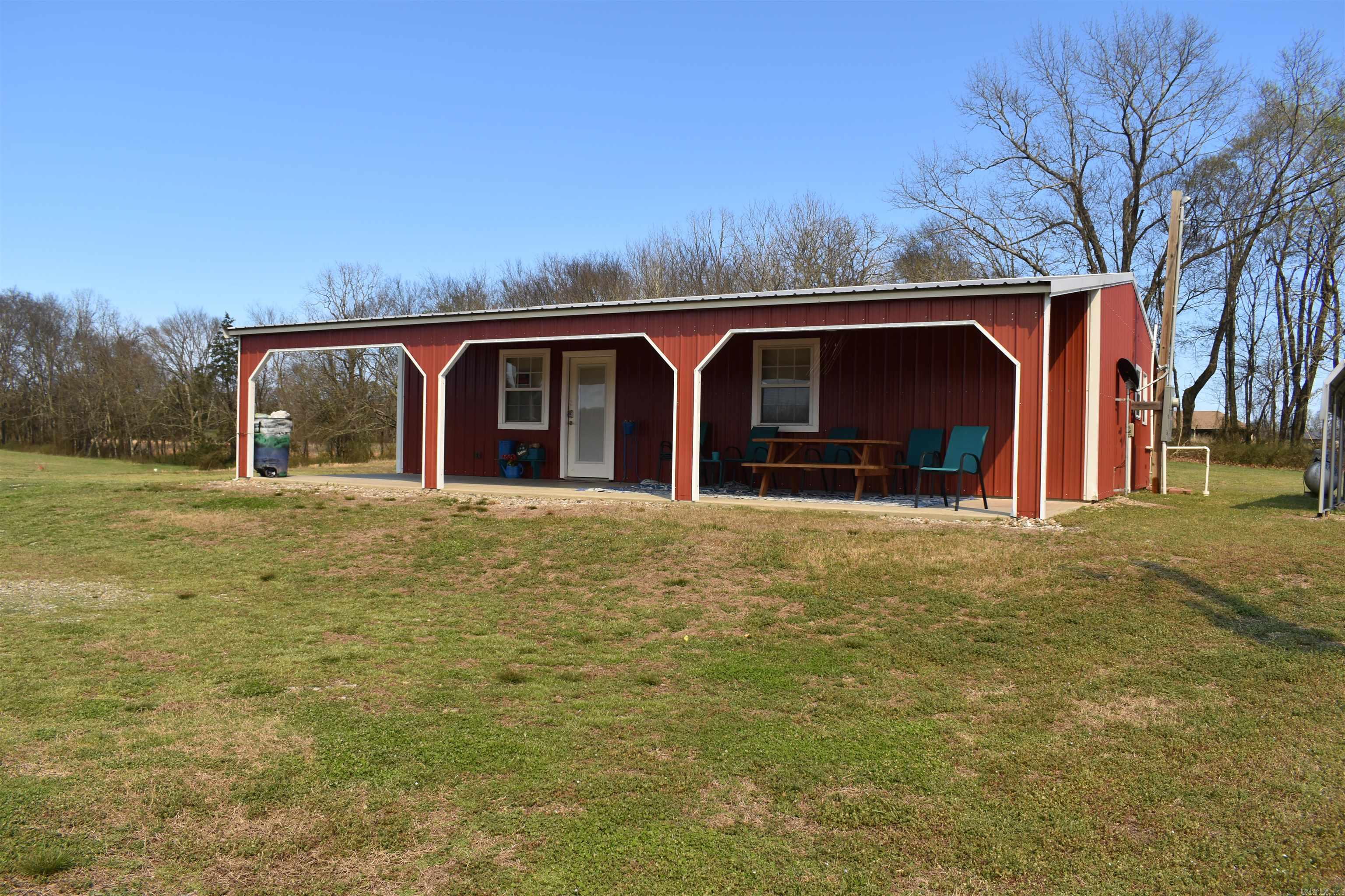 44 Duncan Ln  Story, AR