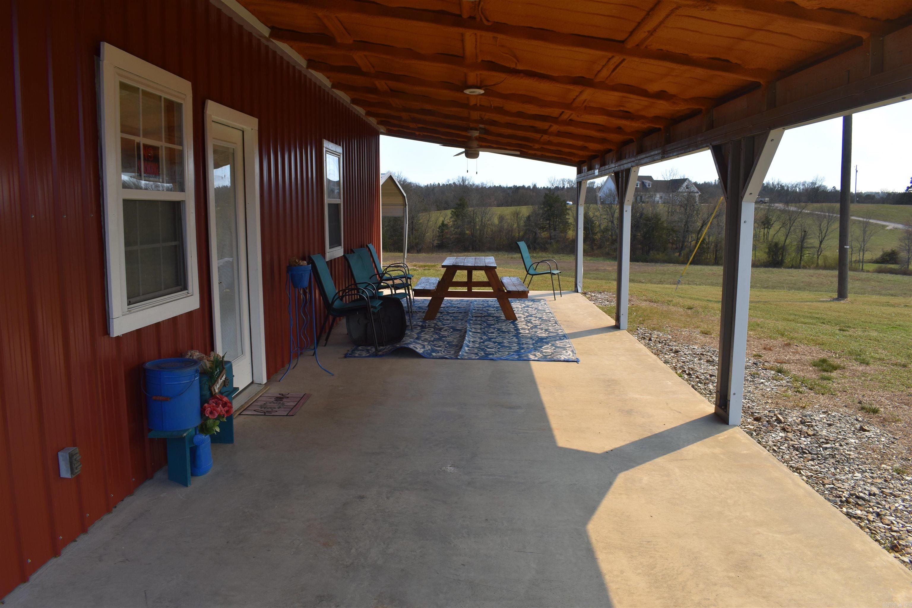 44 Duncan Ln  Story, AR