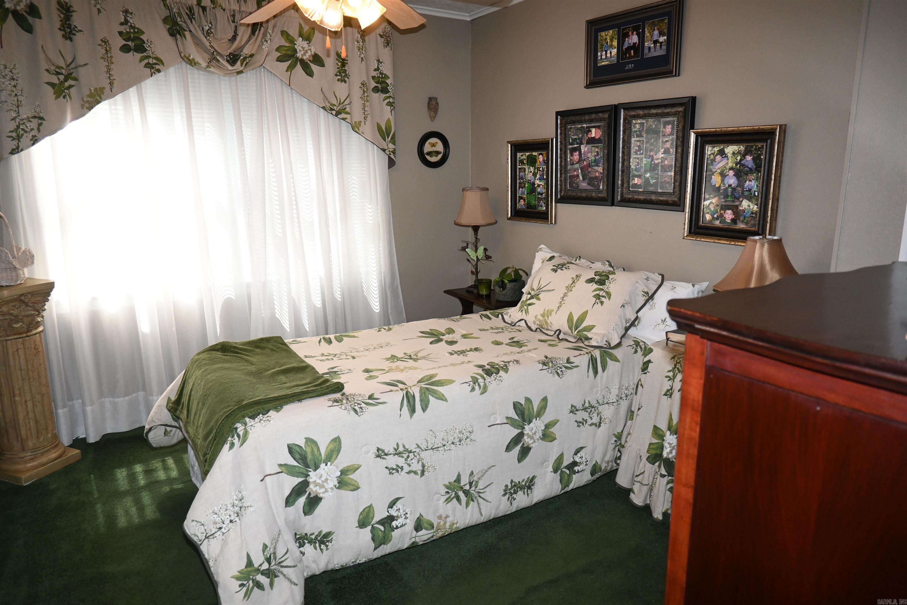 721 W George Pike Ln  DeWitt, AR