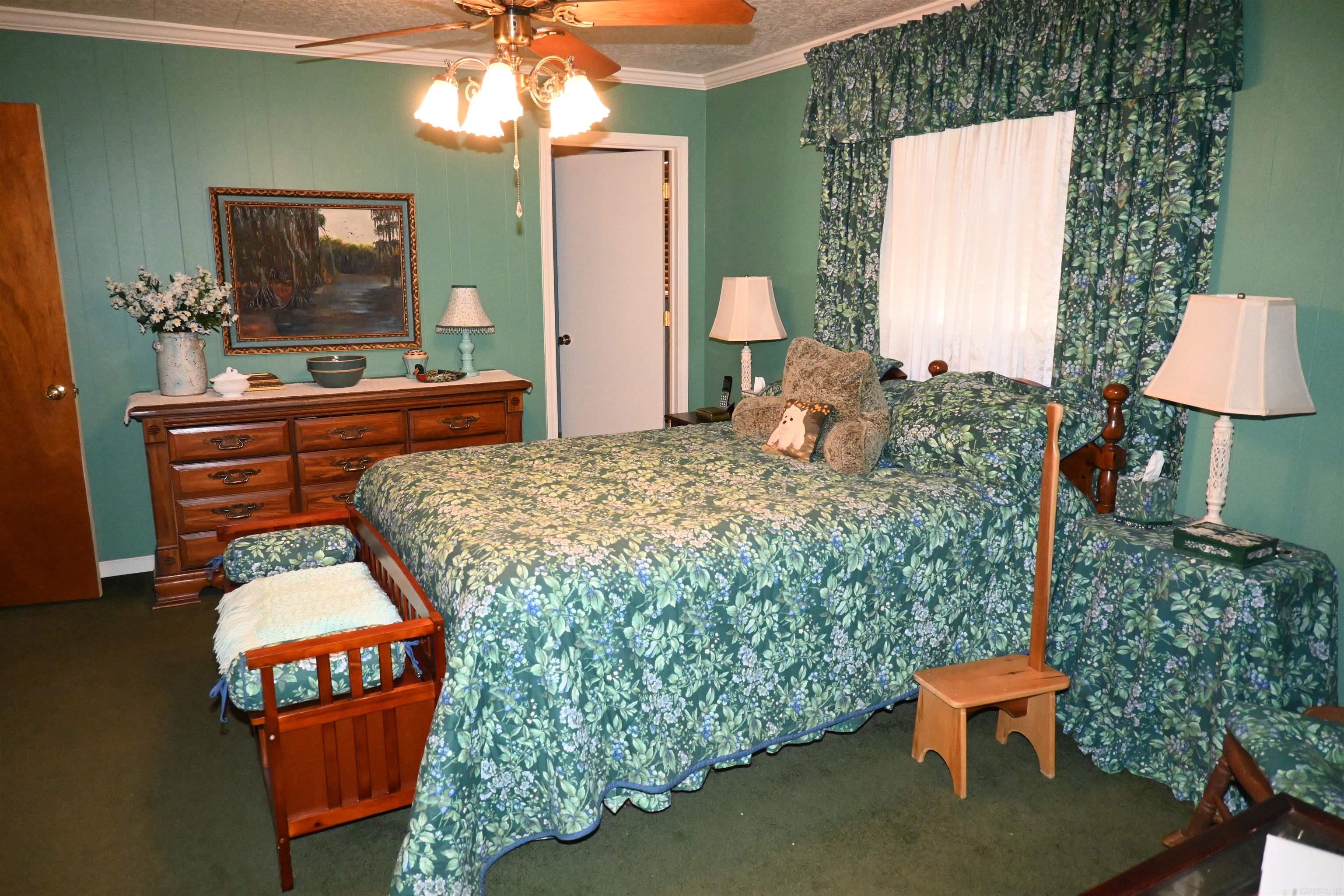 721 W George Pike Ln  DeWitt, AR