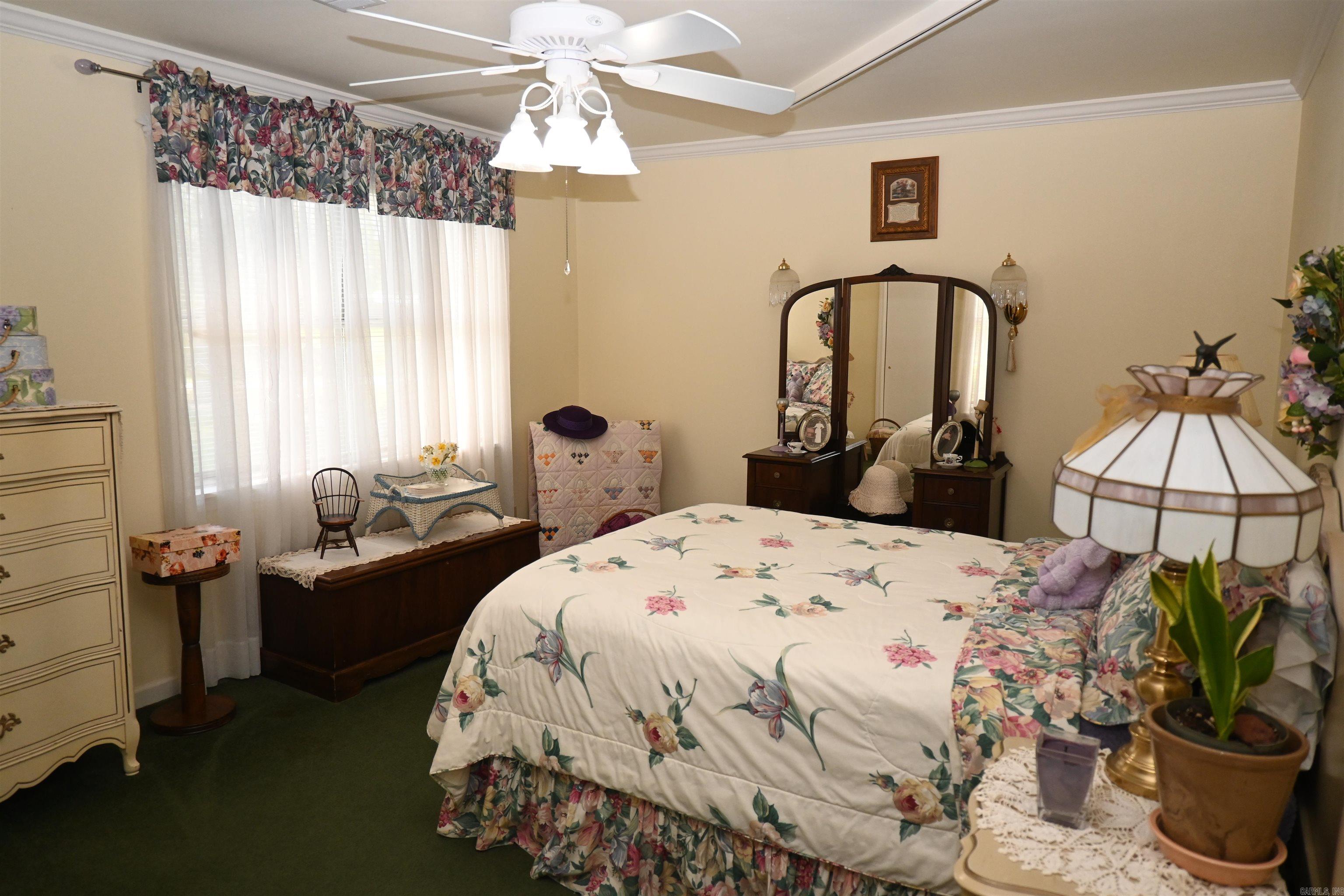 721 W George Pike Ln  DeWitt, AR