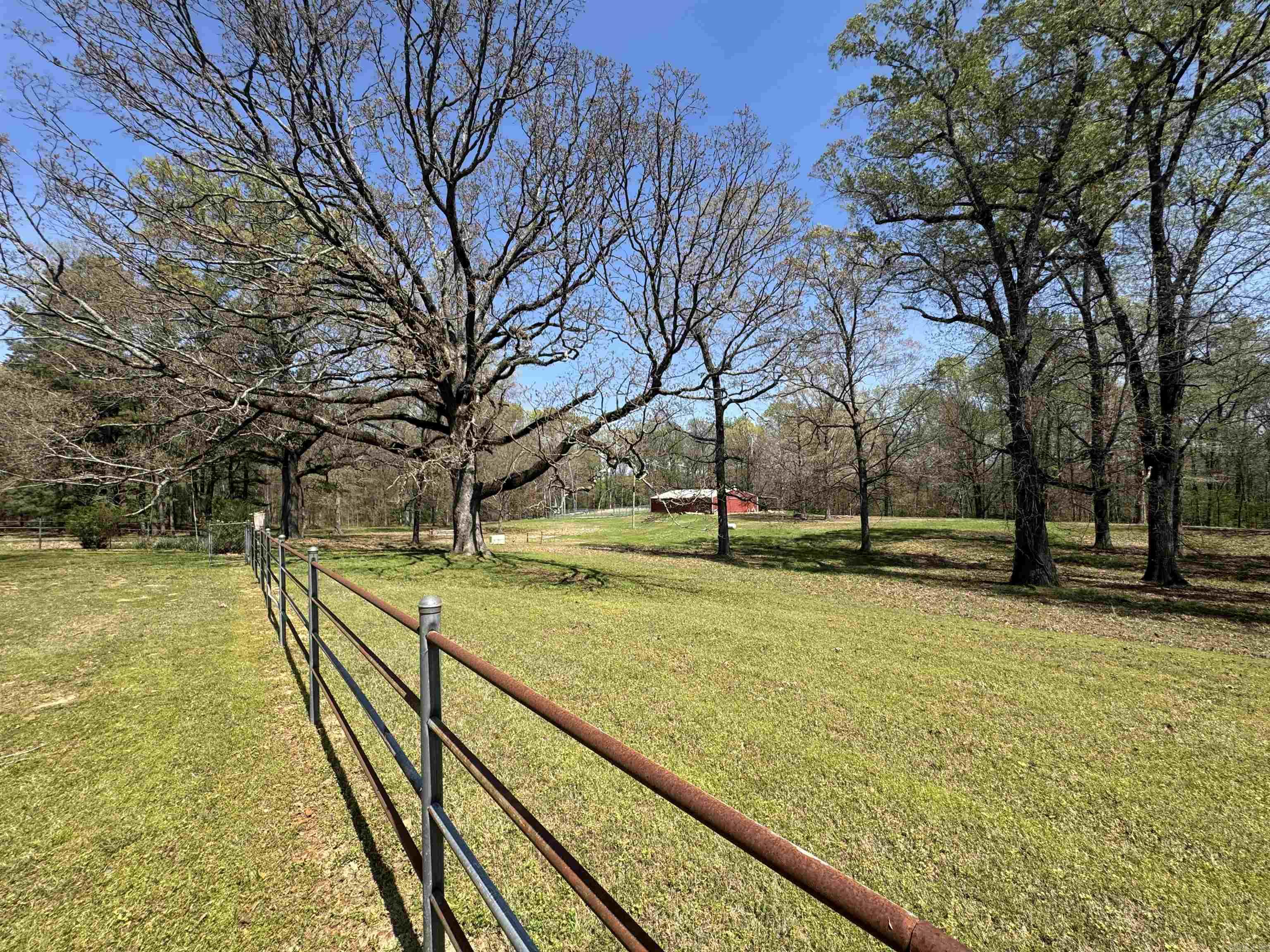 721 W George Pike Ln  DeWitt, AR