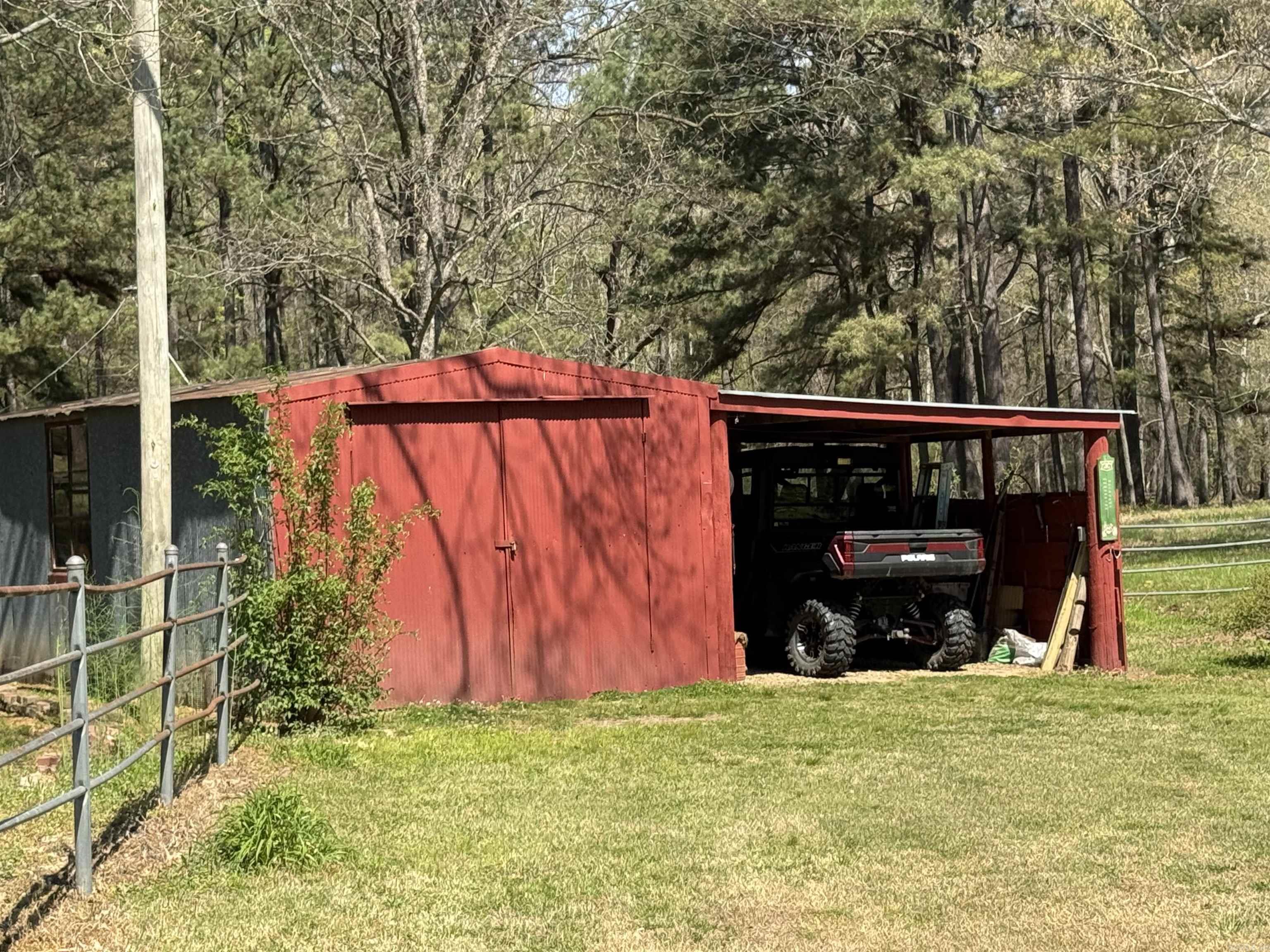 721 W George Pike Ln  DeWitt, AR