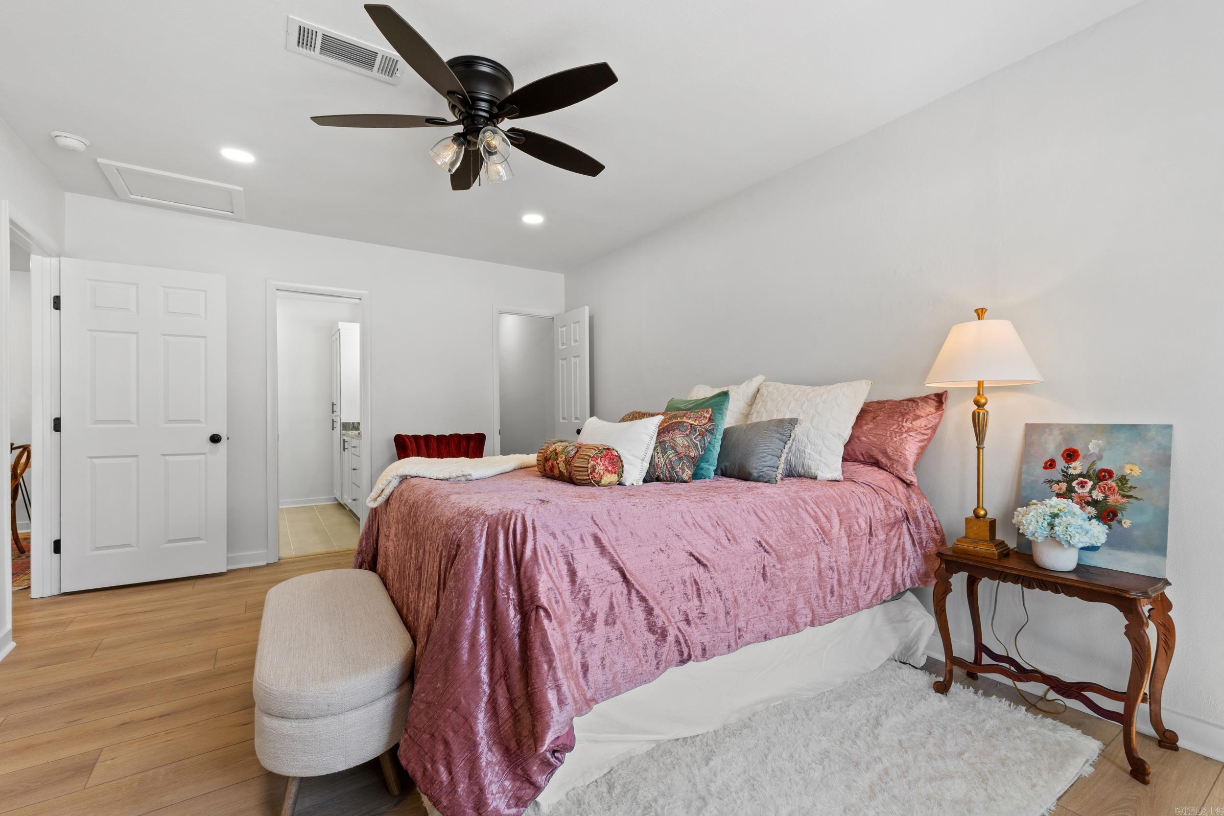 1323 Donaghey  Conway, AR