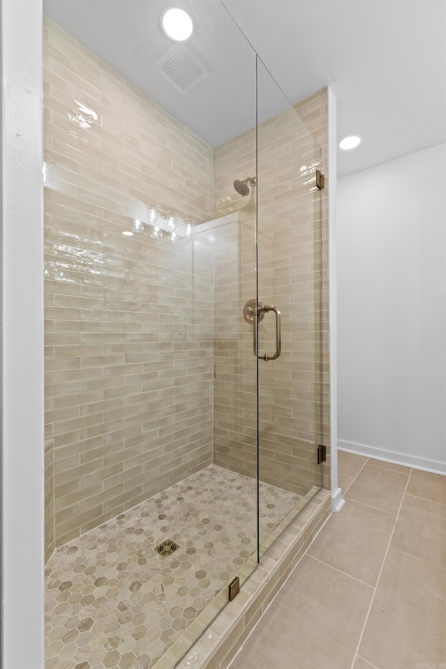 1323 Donaghey  Conway, AR