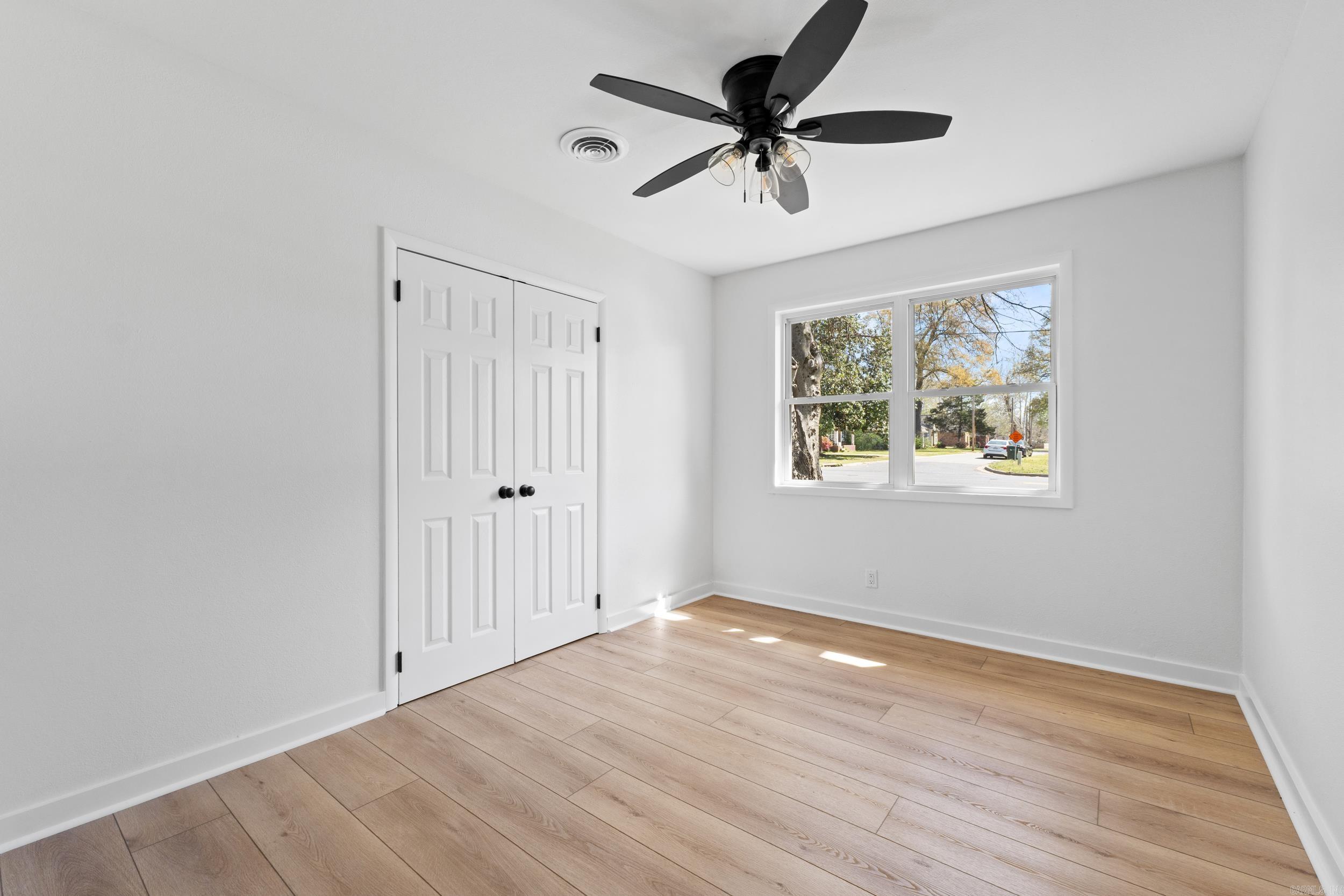 1323 Donaghey  Conway, AR