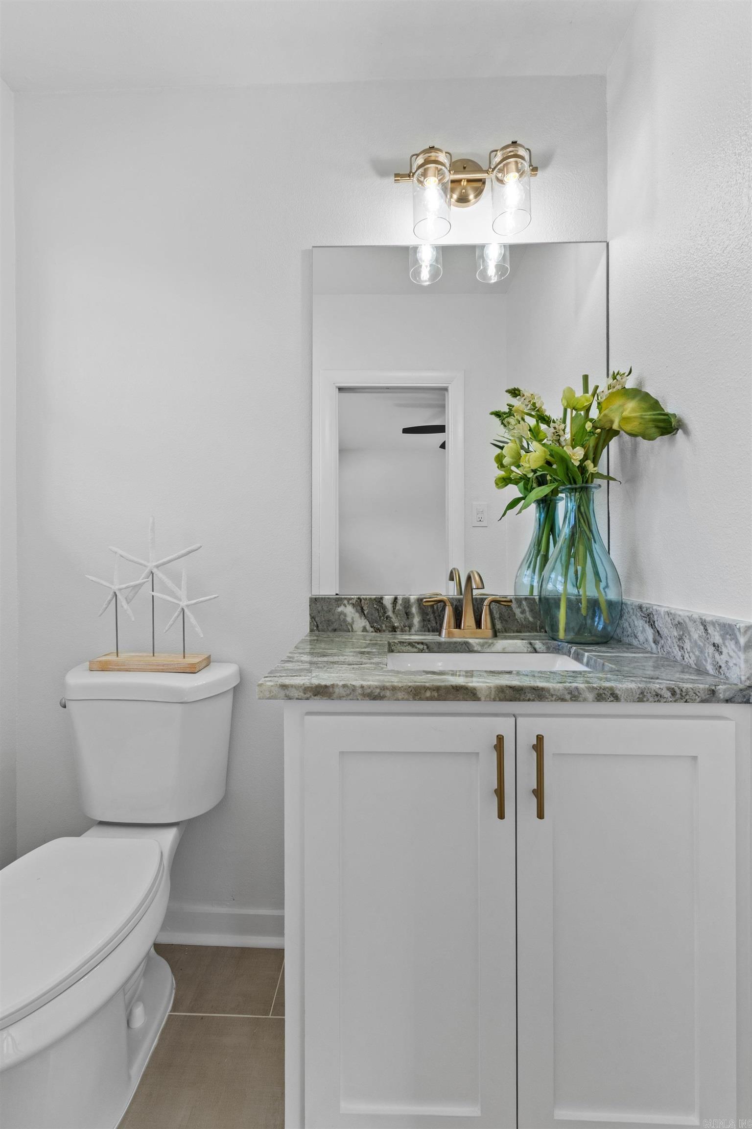 1323 Donaghey  Conway, AR