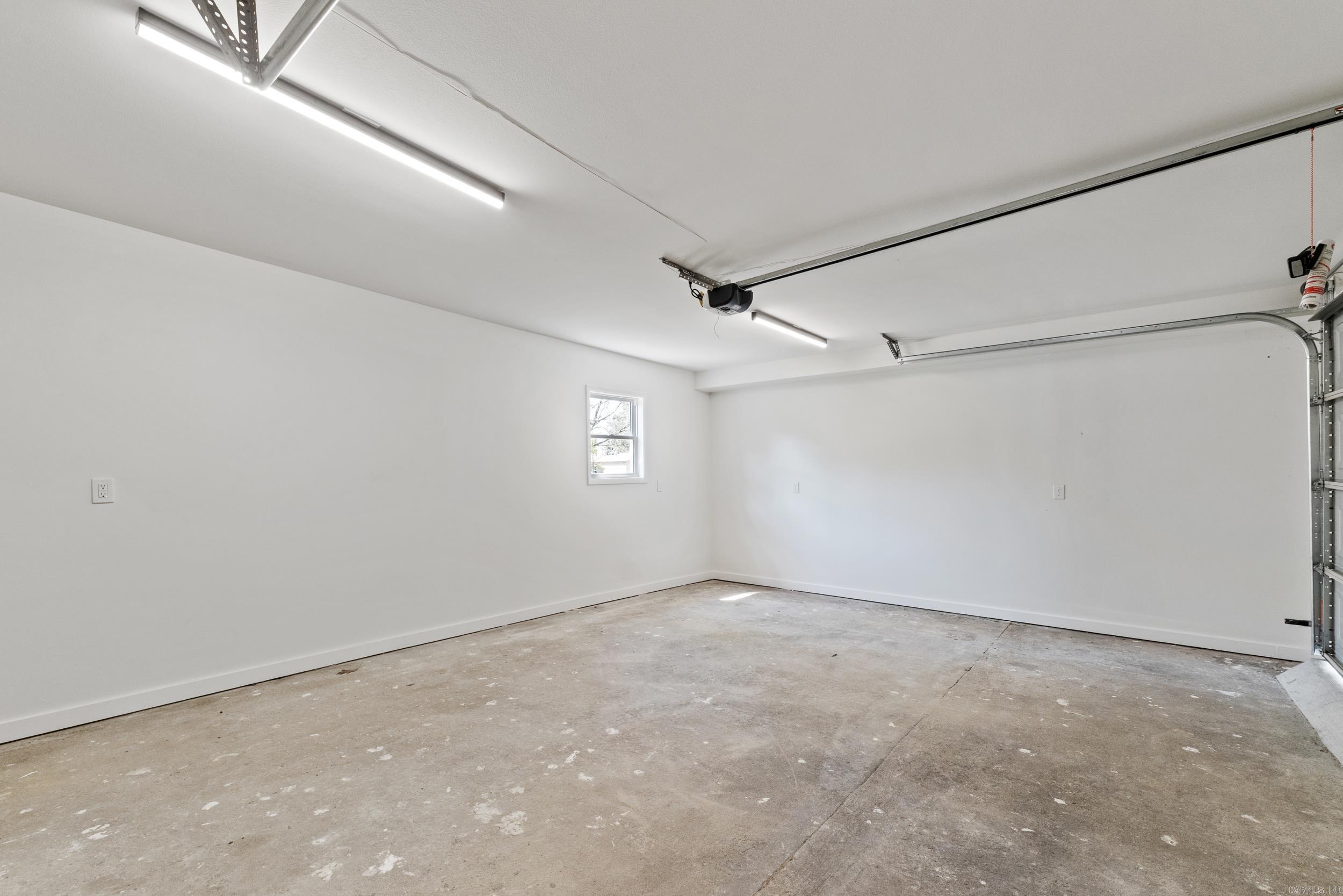 1323 Donaghey  Conway, AR